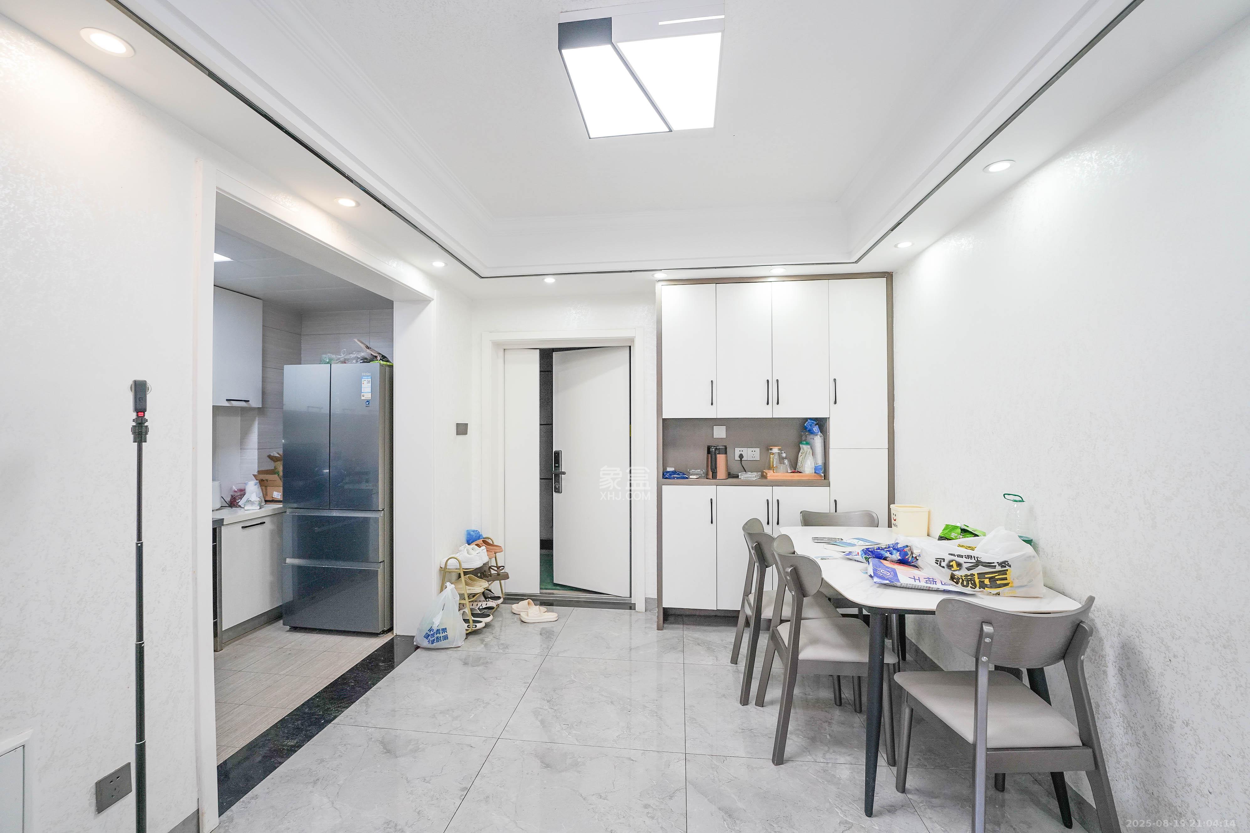 金谷豪庭  2室2厅1卫    52.8万客厅