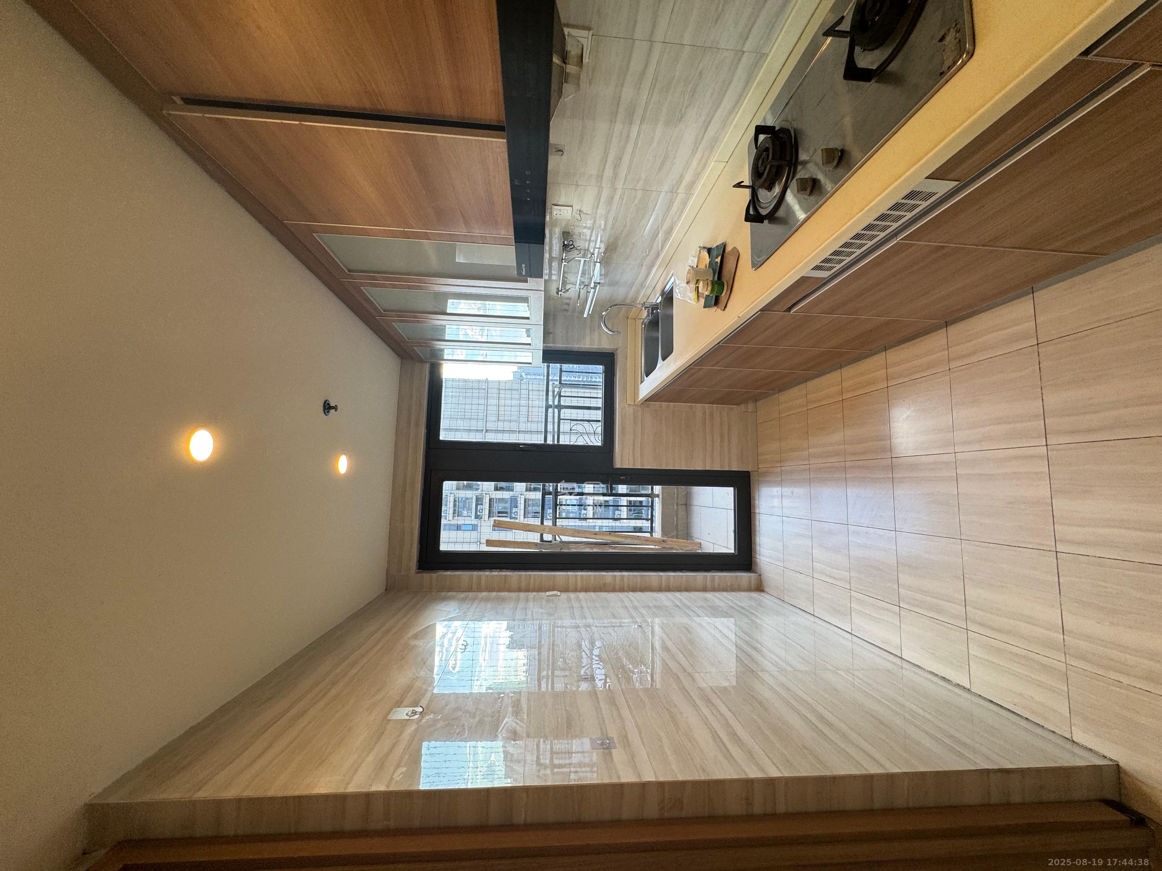 恒大国际广场 2室2厅1卫 2500.0元/月 恒大国际广场 2室2厅1卫 2500.0元/月室内图