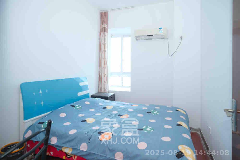 楚天馨苑 2室1厅1卫 1400.0元/月 楚天馨苑 2室1厅1卫 1400.0元/月室内图