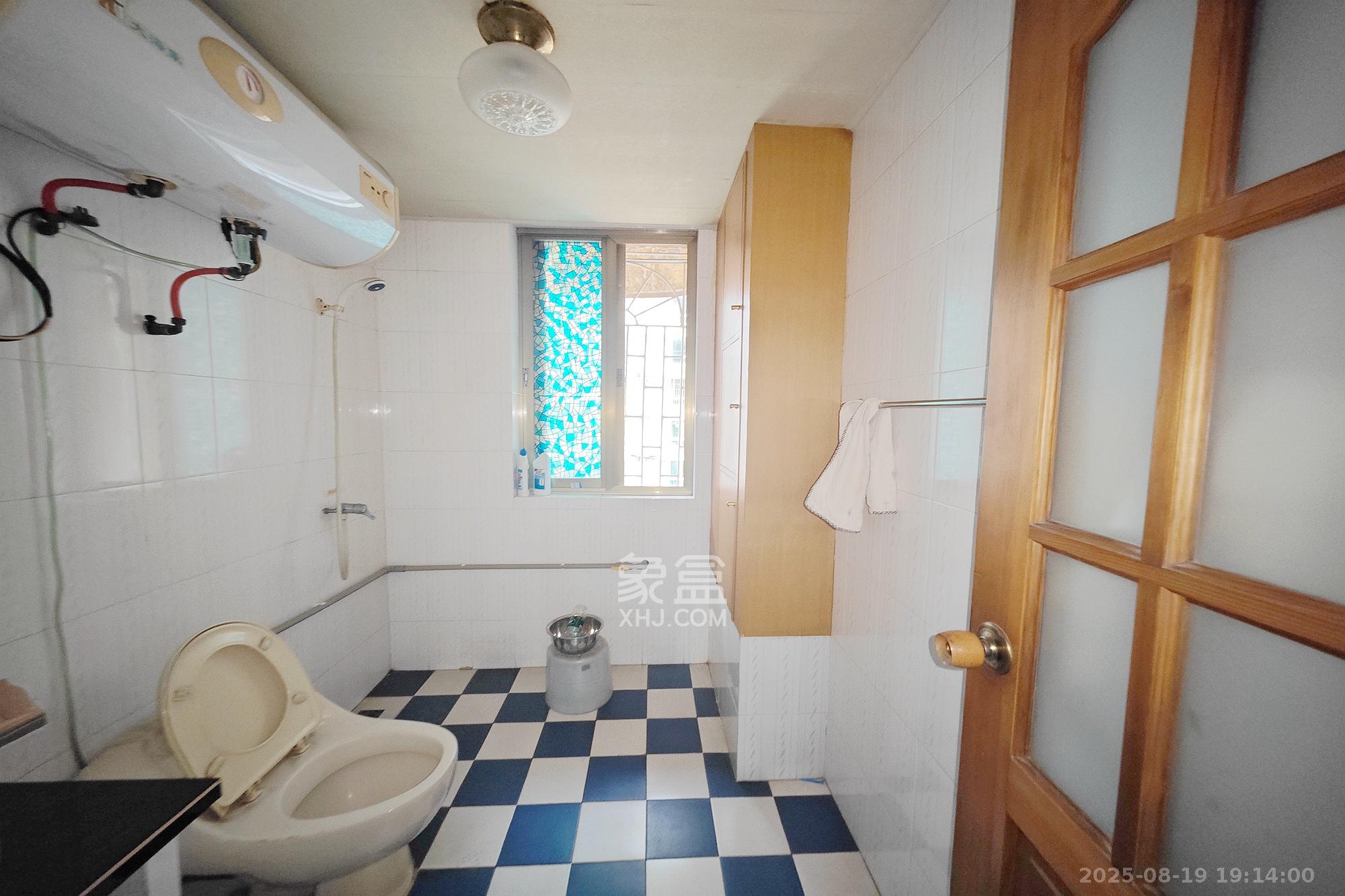 石长铁路宿舍 3室2厅2卫 80.0万 石长铁路宿舍 3室2厅2卫 80.0万其他