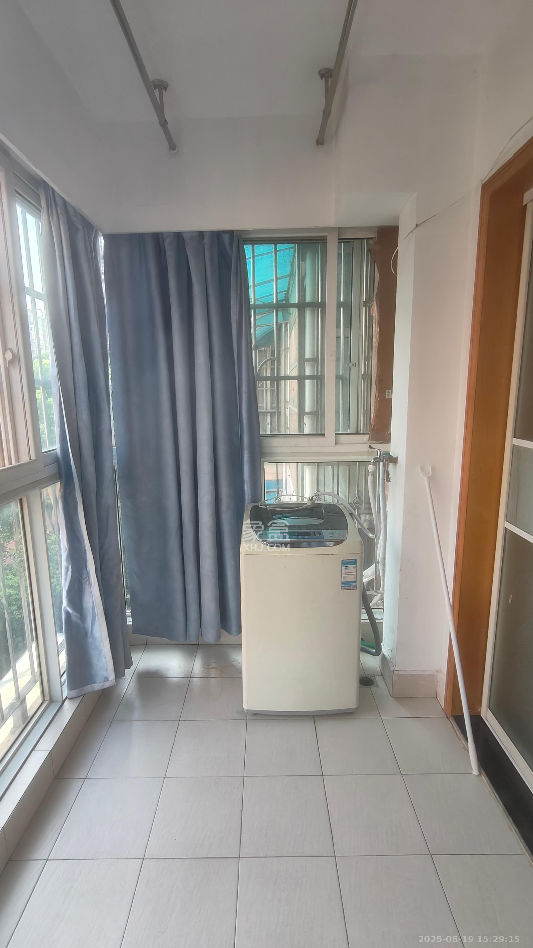 紫薇苑 2室2厅1卫 1800.0元/月 紫薇苑 2室2厅1卫 1800.0元/月室内图