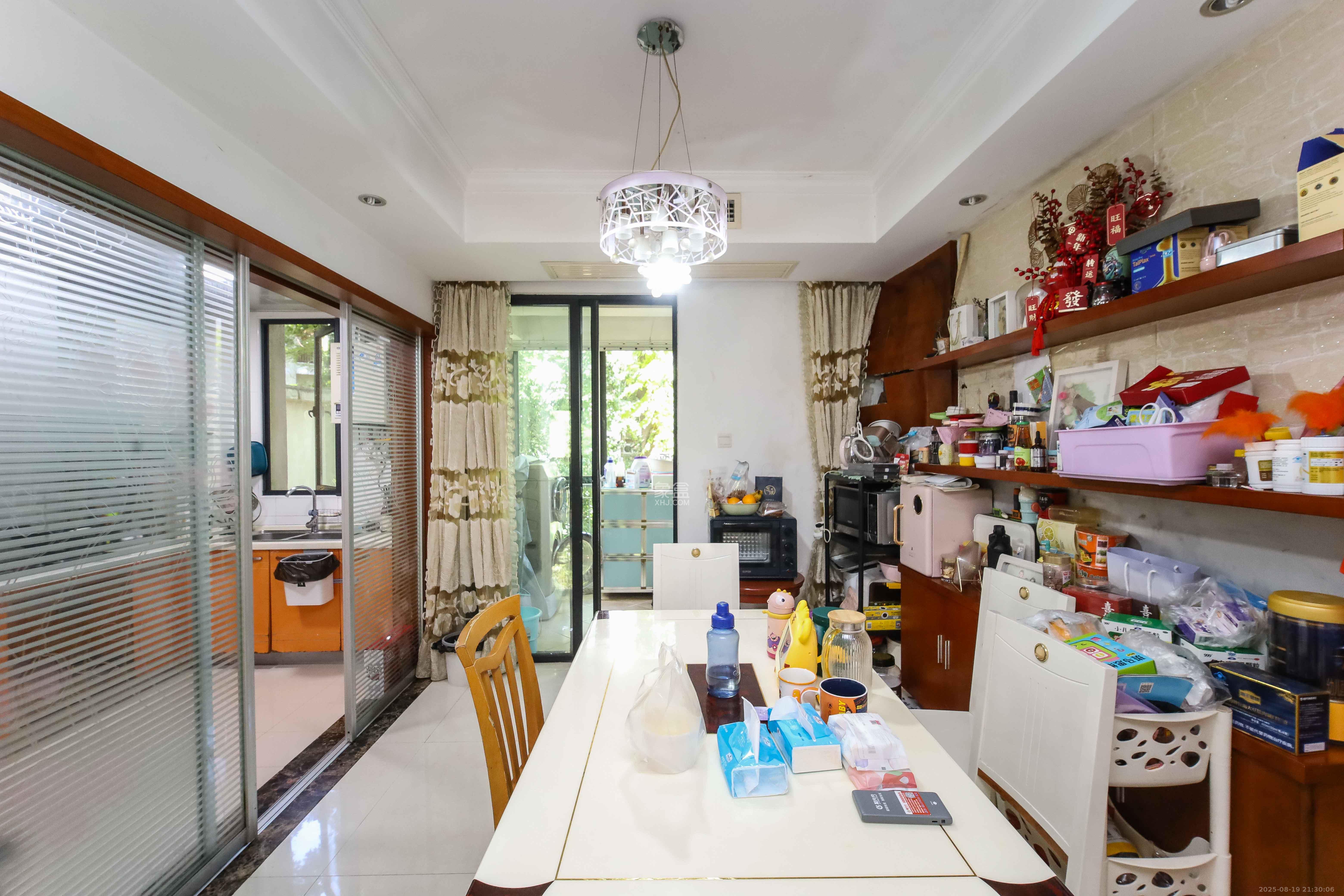 西街花园  3室2厅2卫    145.0万 西街花园  3室2厅2卫    145.0万其他