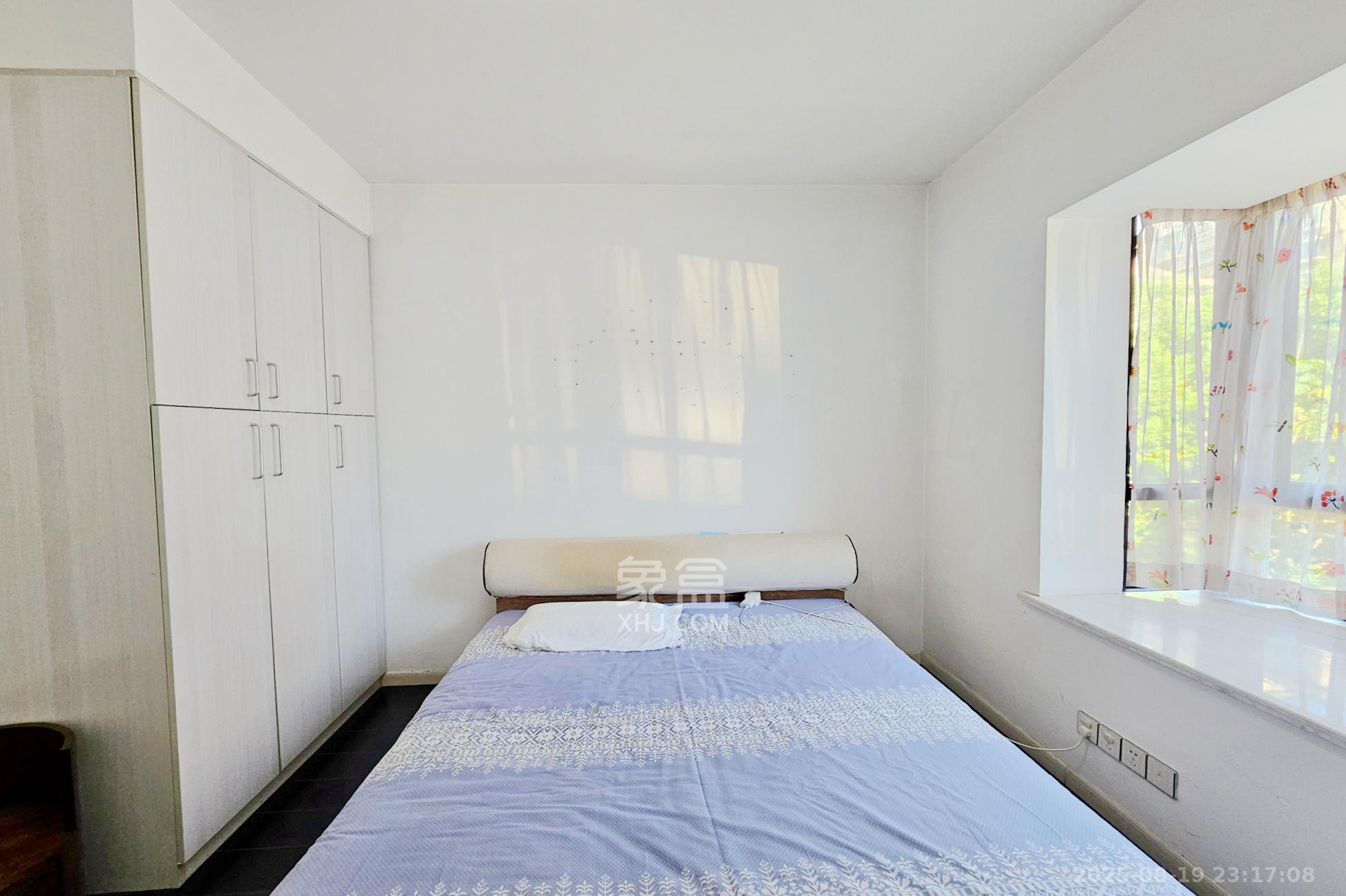 三江花中城  3室2厅2卫    105.0万 三江花中城  3室2厅2卫    105.0万卧室