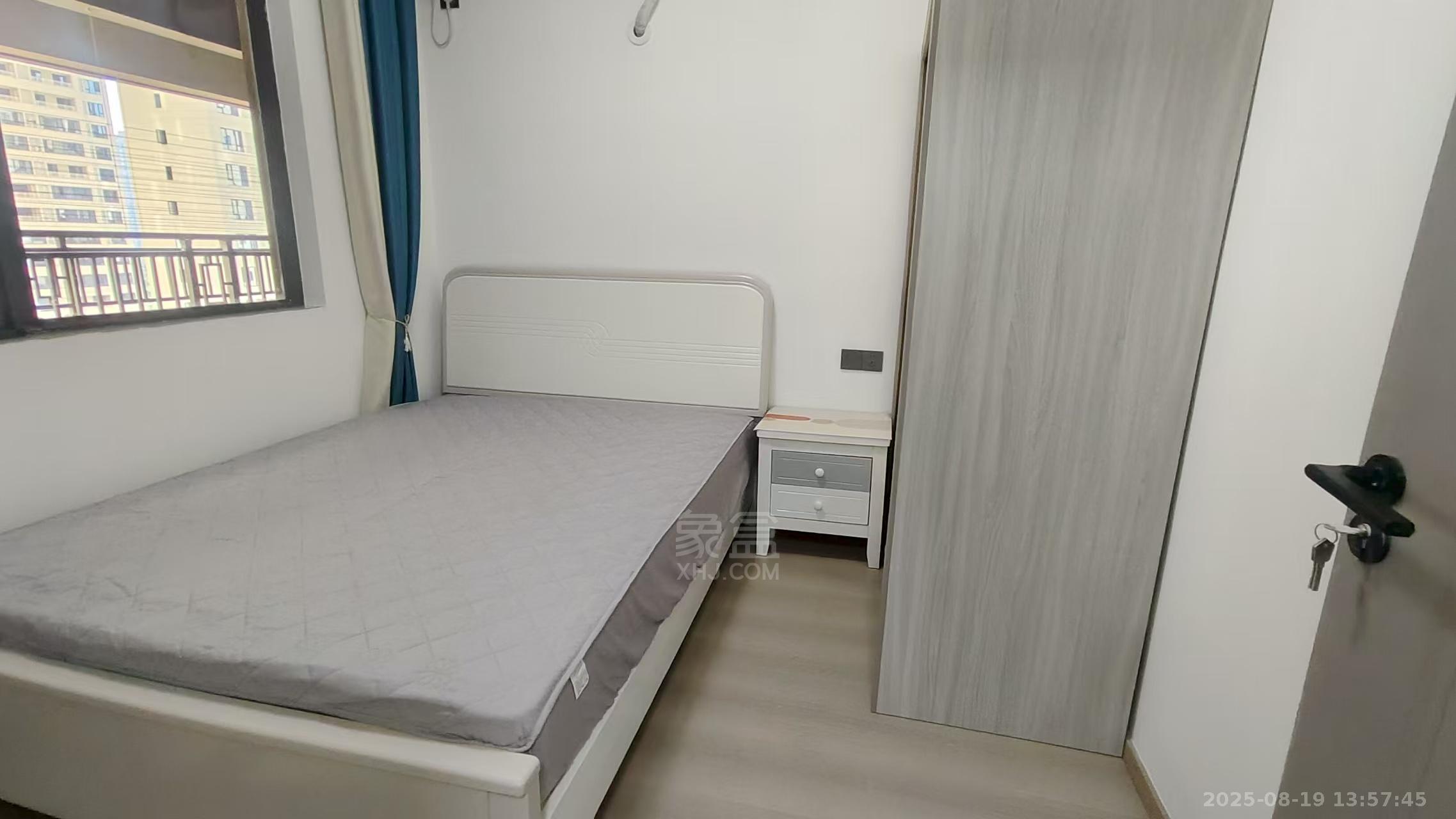 阳光城新城樾府 3室2厅1卫 2200.0元/月 阳光城新城樾府 3室2厅1卫 2200.0元/月室内图