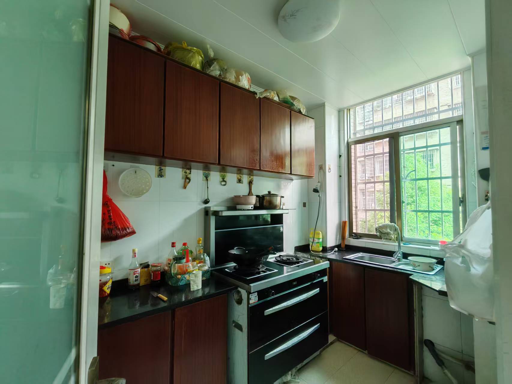 马良小区 3室2厅2卫 1100.0元/月 马良小区 3室2厅2卫 1100.0元/月室内图