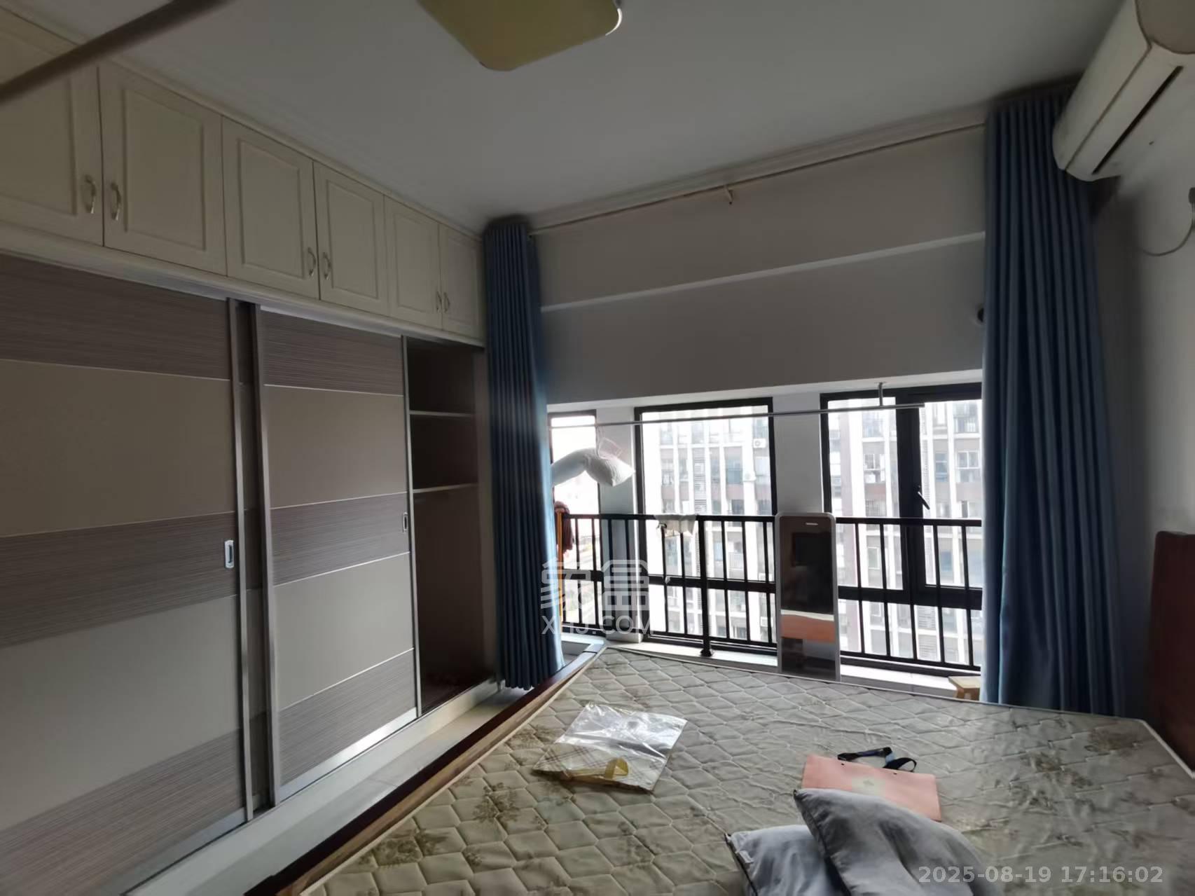 中建芙蓉嘉苑  1室1厅1卫   1200.00元/月室内图