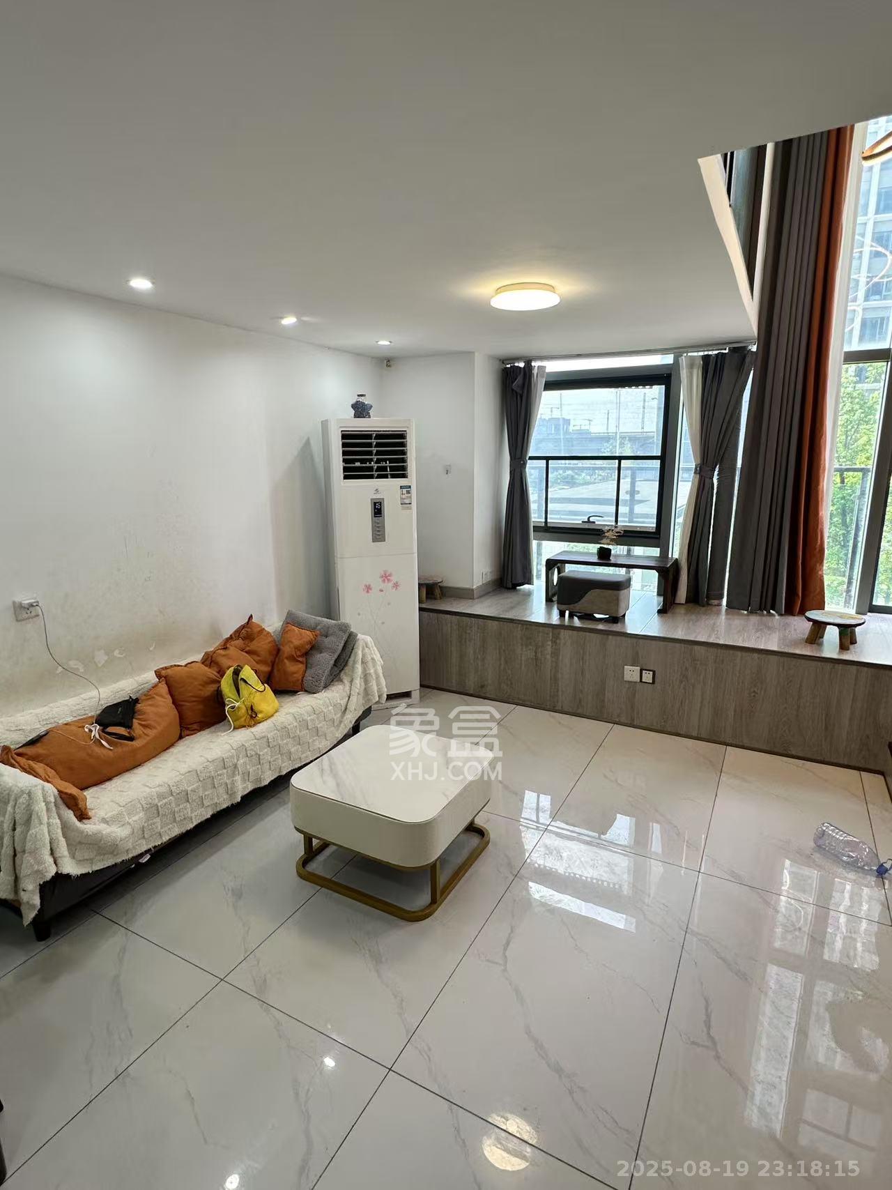 信诚湘江揽月(至善美景大厦) 1室0厅0卫 1700.0元/月 信诚湘江揽月(至善美景大厦) 1室0厅0卫 1700.0元/月室内图