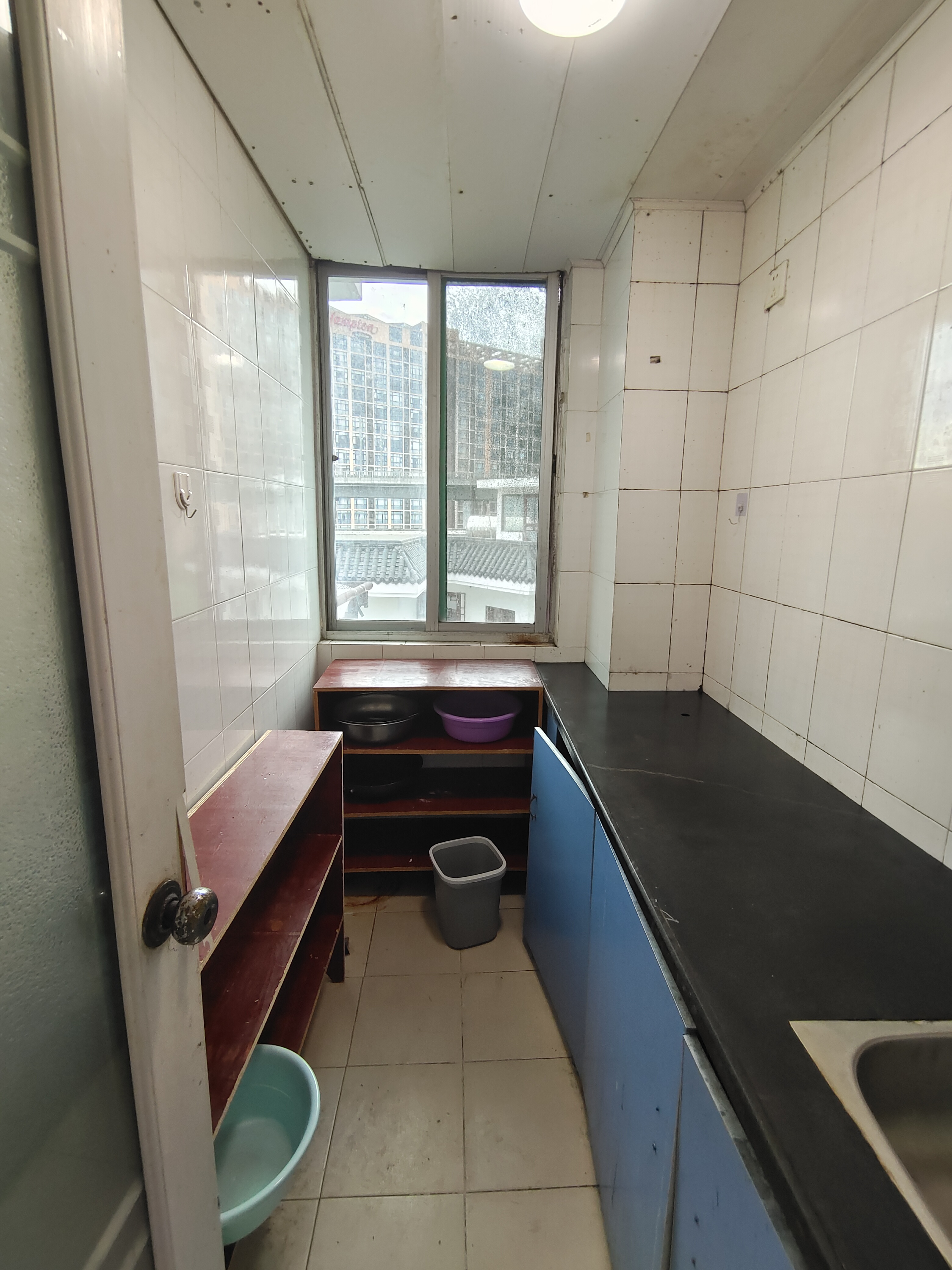 鸿禾公寓  1室1厅1卫    1300.0元/月 鸿禾公寓  1室1厅1卫    1300.0元/月室内图