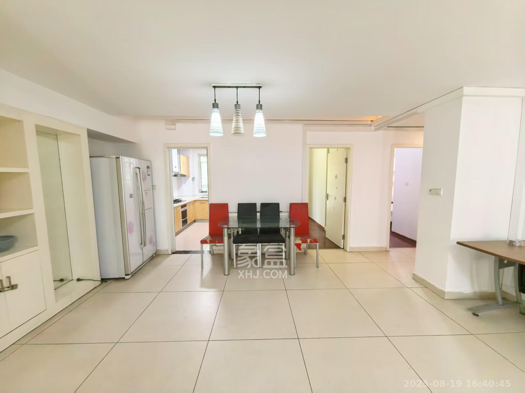 城市山水豪园(山水城市风景) 3室2厅1卫 2500.0元/月 城市山水豪园(山水城市风景) 3室2厅1卫 2500.0元/月室内图