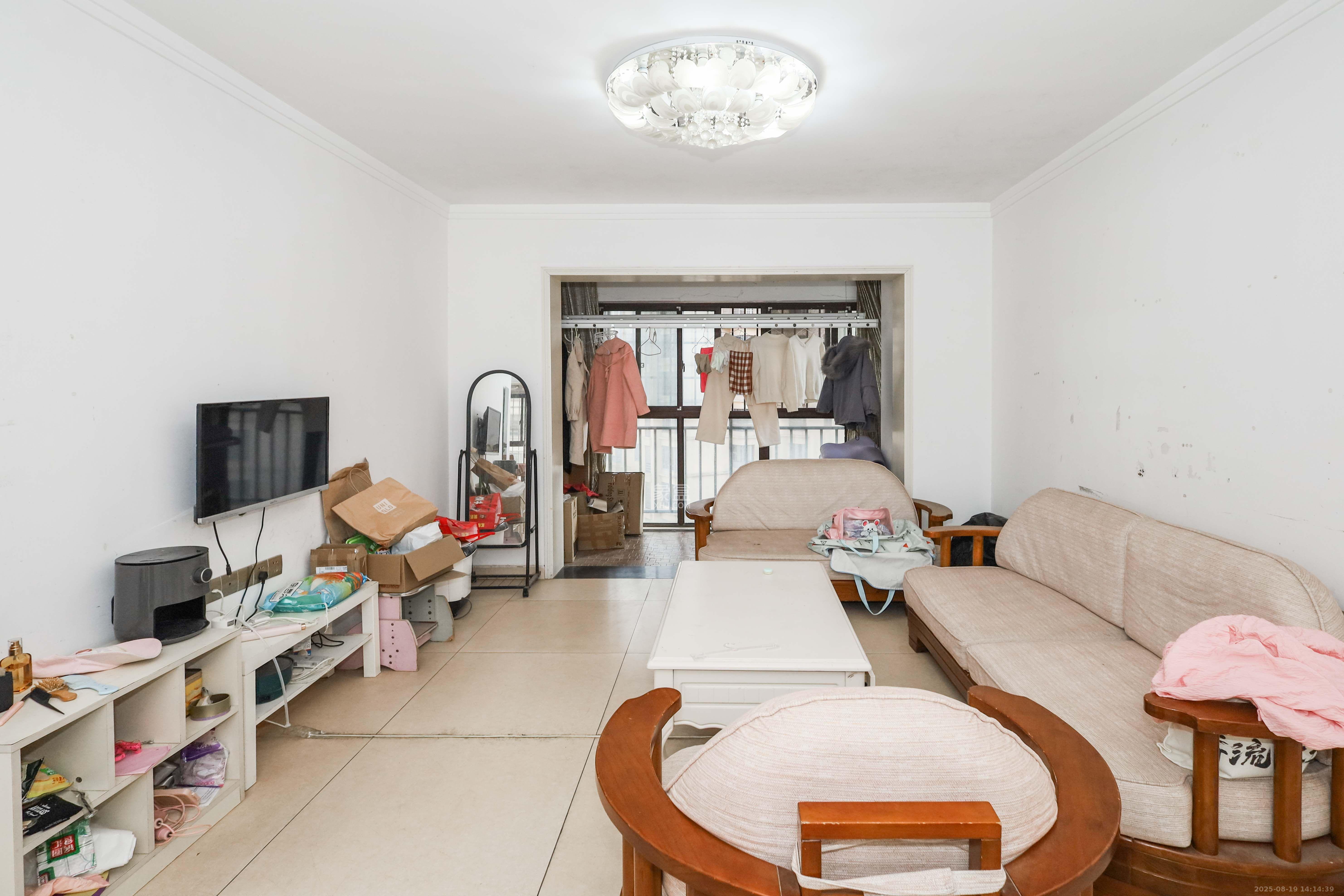 保利麓谷林语E区 3室2厅1卫 2700.0元/月 保利麓谷林语E区 3室2厅1卫 2700.0元/月室内图