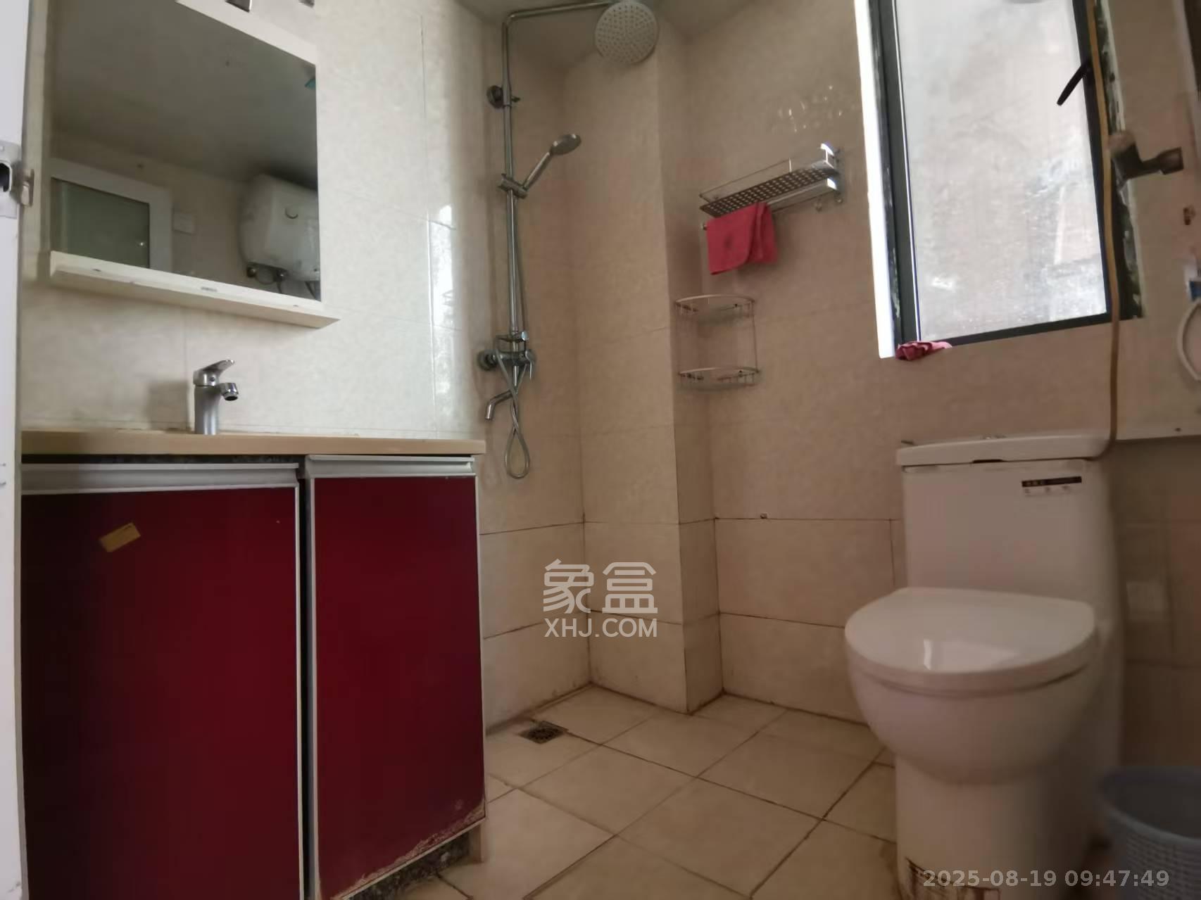 万博汇 2室2厅1卫 2300.0元/月 万博汇 2室2厅1卫 2300.0元/月室内图