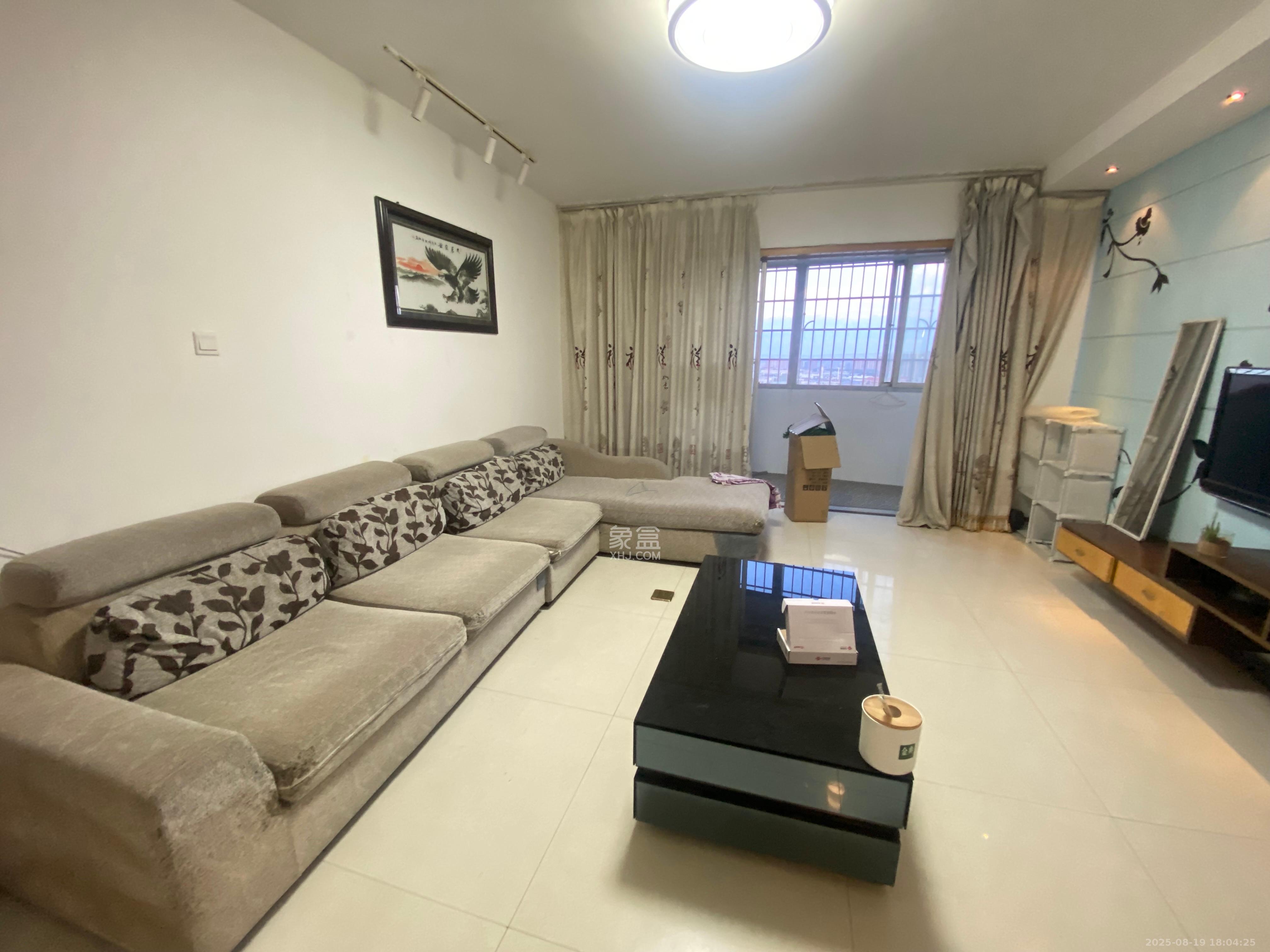 锦璨家园 2室1厅1卫 1600.0元/月 锦璨家园 2室1厅1卫 1600.0元/月室内图