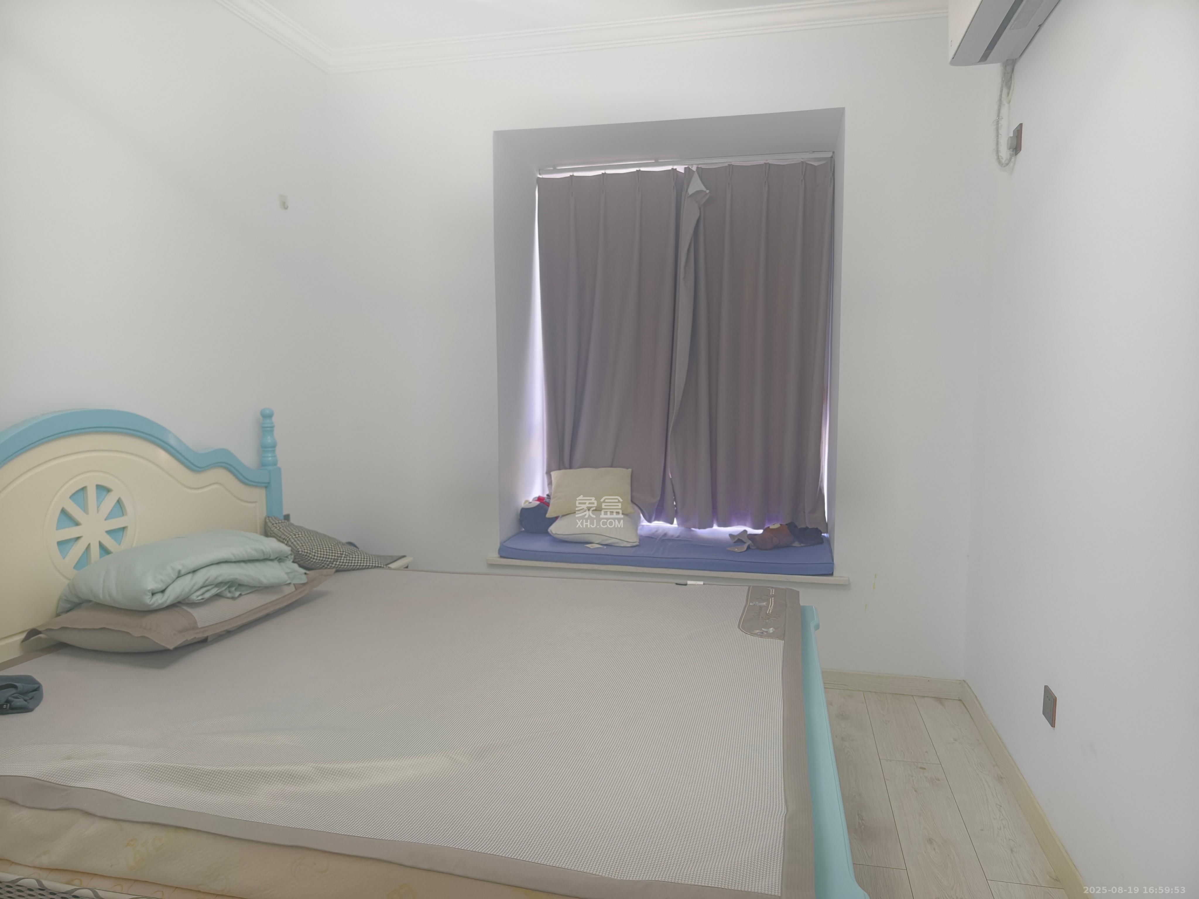 荣升家园(湘江熙岸) 3室2厅2卫 3000.0元/月 荣升家园(湘江熙岸) 3室2厅2卫 3000.0元/月室内图