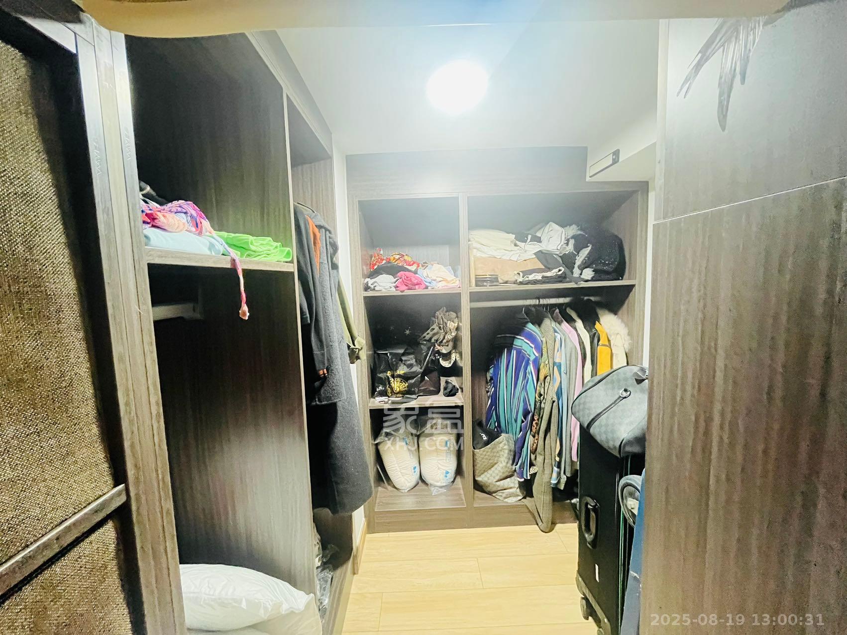 远洋外滩壹号 1室1厅1卫 3800.0元/月 远洋外滩壹号 1室1厅1卫 3800.0元/月室内图