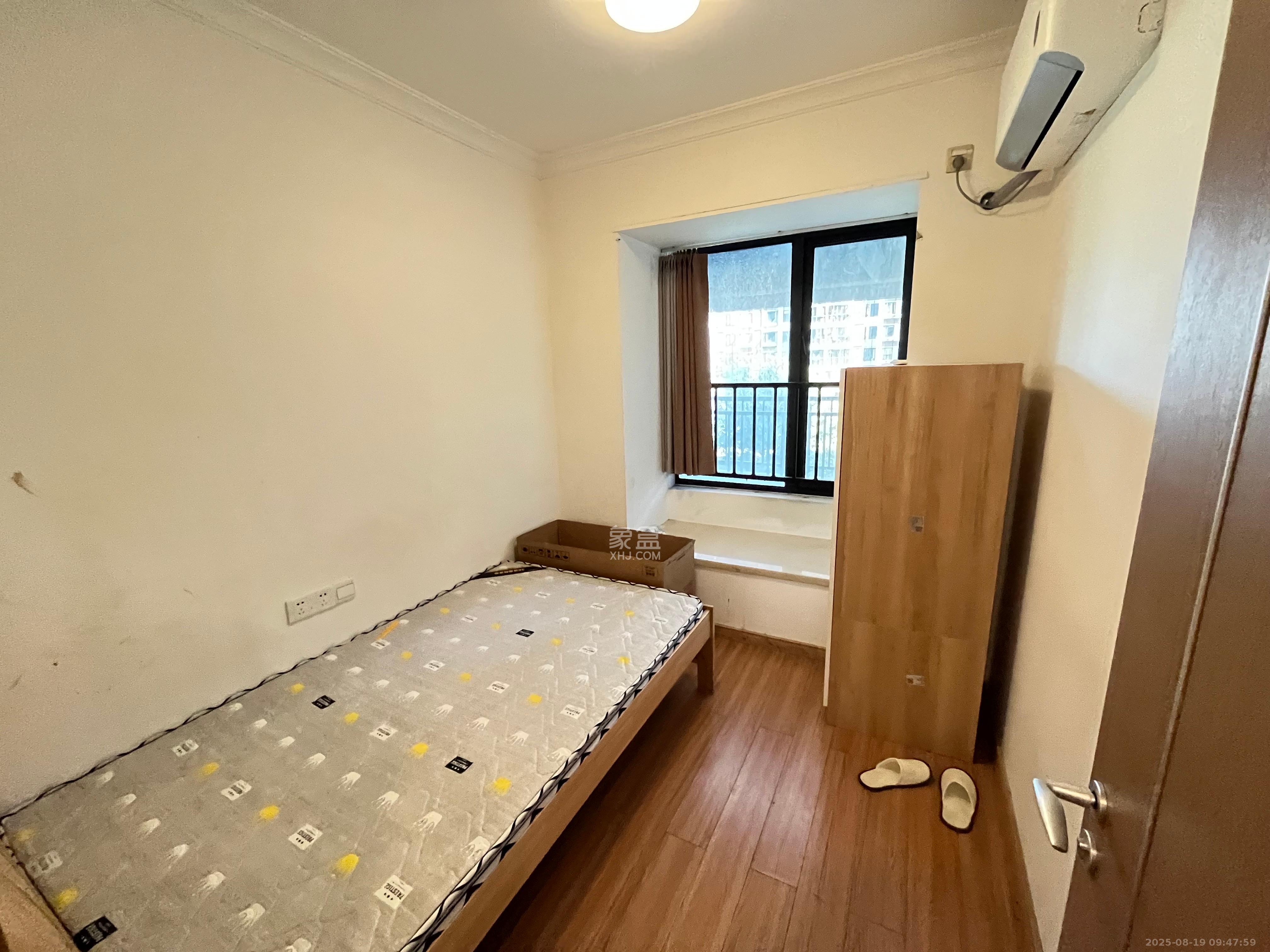 万科魅力之城 4室2厅2卫 2400.0元/月 万科魅力之城 4室2厅2卫 2400.0元/月室内图