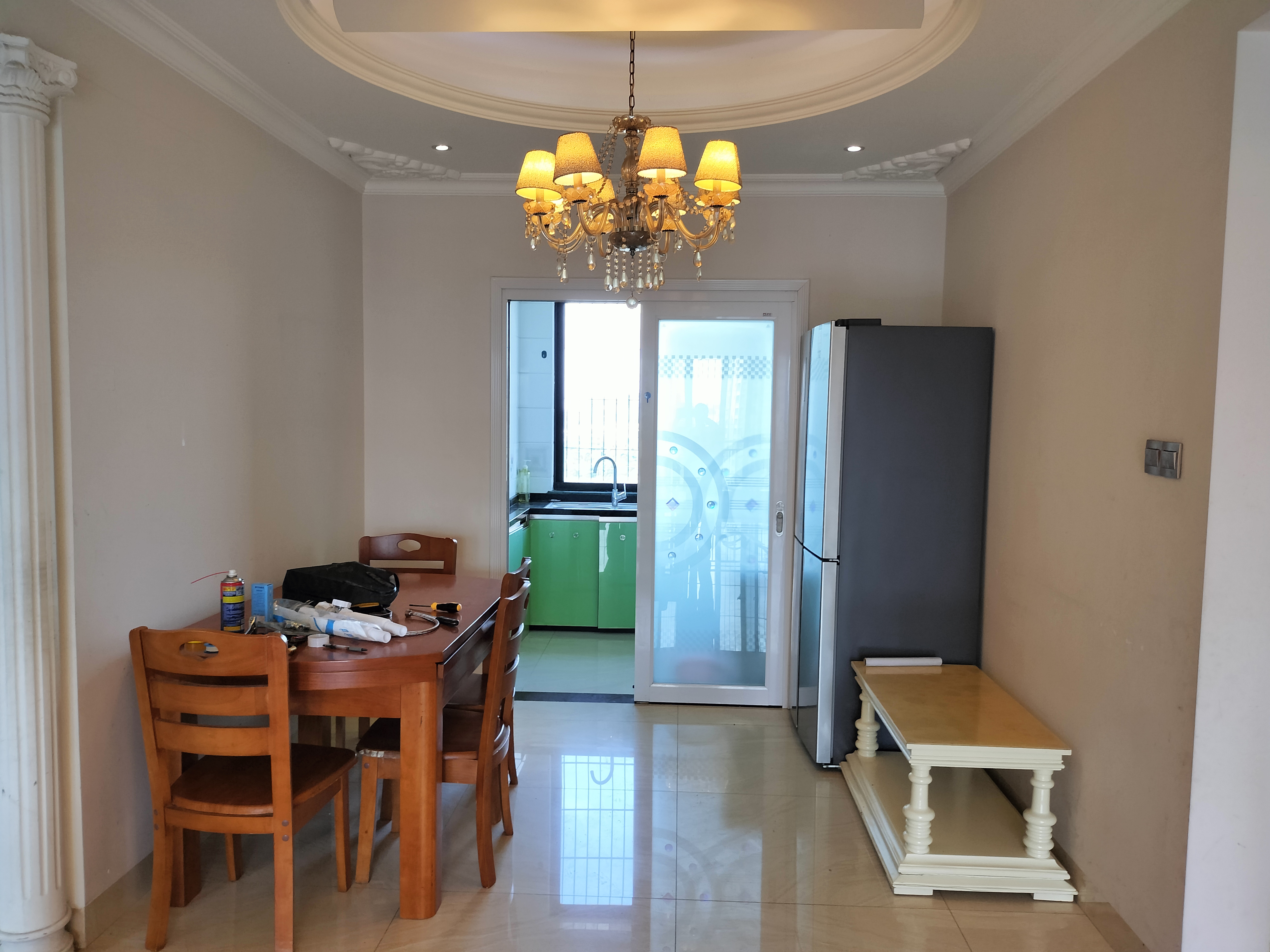 琥珀悠澜 3室2厅2卫 3000.0元/月 琥珀悠澜 3室2厅2卫 3000.0元/月室内图