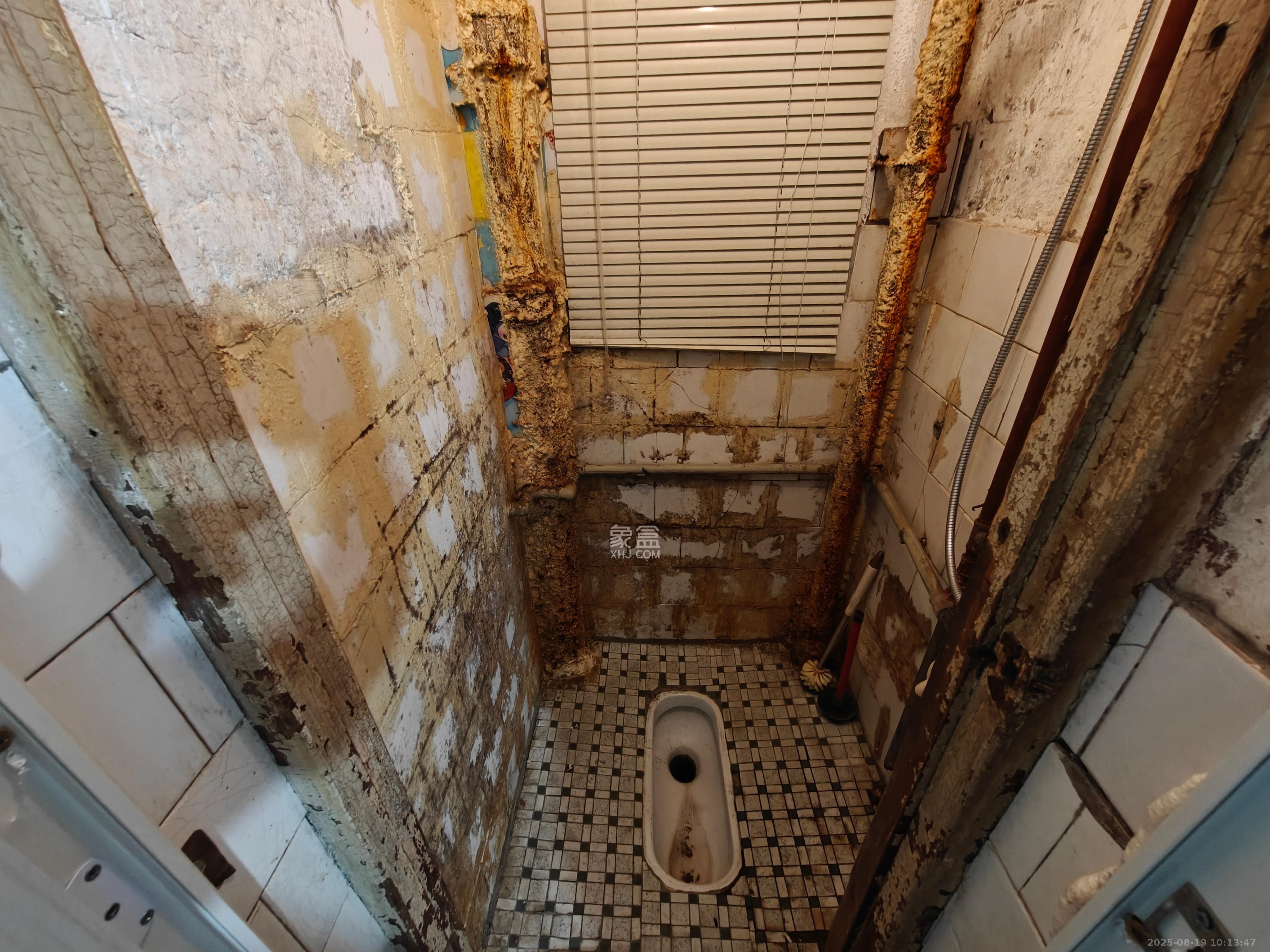 二机小区 2室1厅1卫 700.0元/月 二机小区 2室1厅1卫 700.0元/月室内图