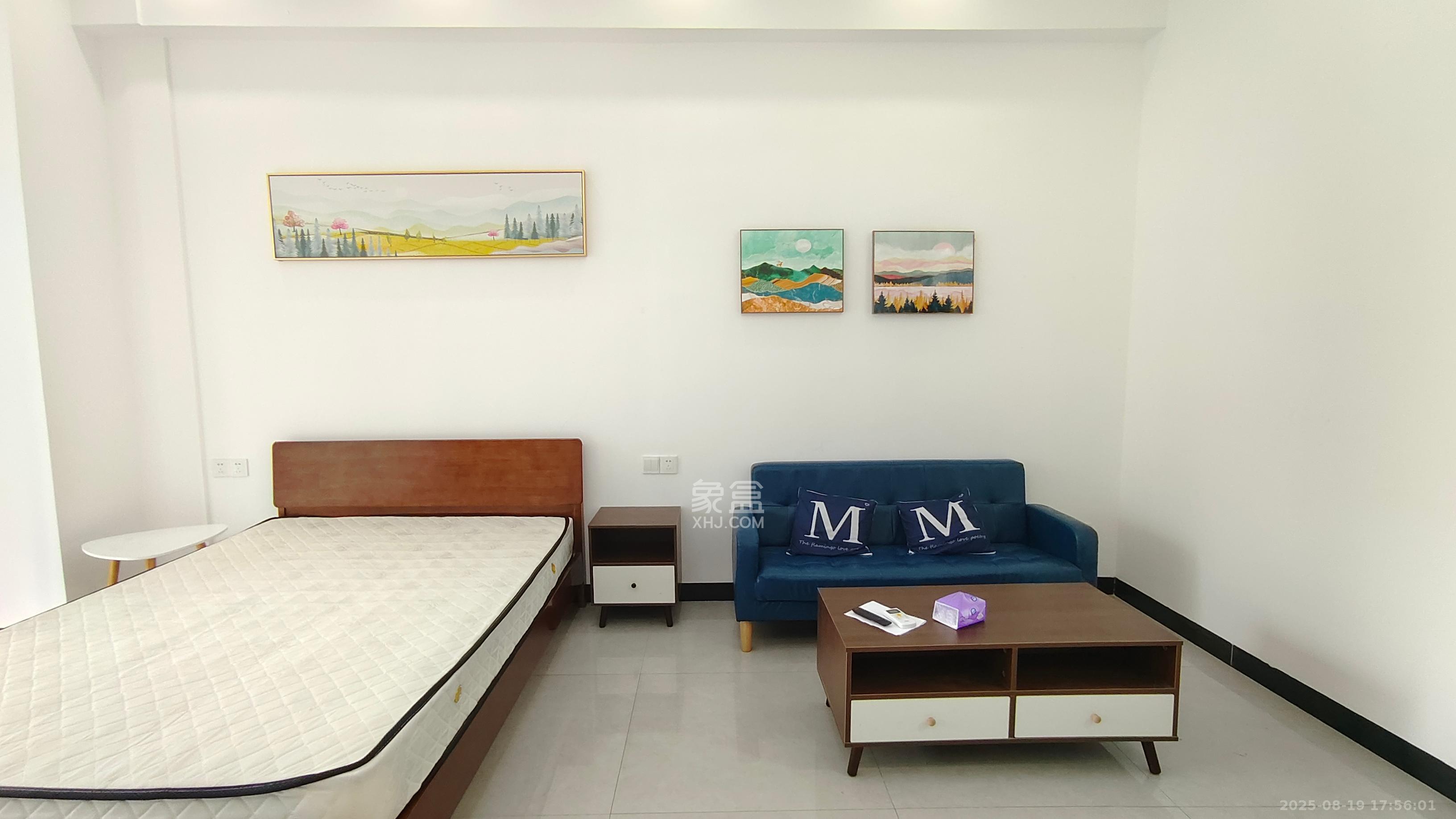 奥克斯滨仕花园(奥克斯洋湖广场/奥克斯中心)  1室1厅1卫    1800.0元/月 奥克斯滨仕花园(奥克斯洋湖广场/奥克斯中心)  1室1厅1卫    1800.0元/月室内图