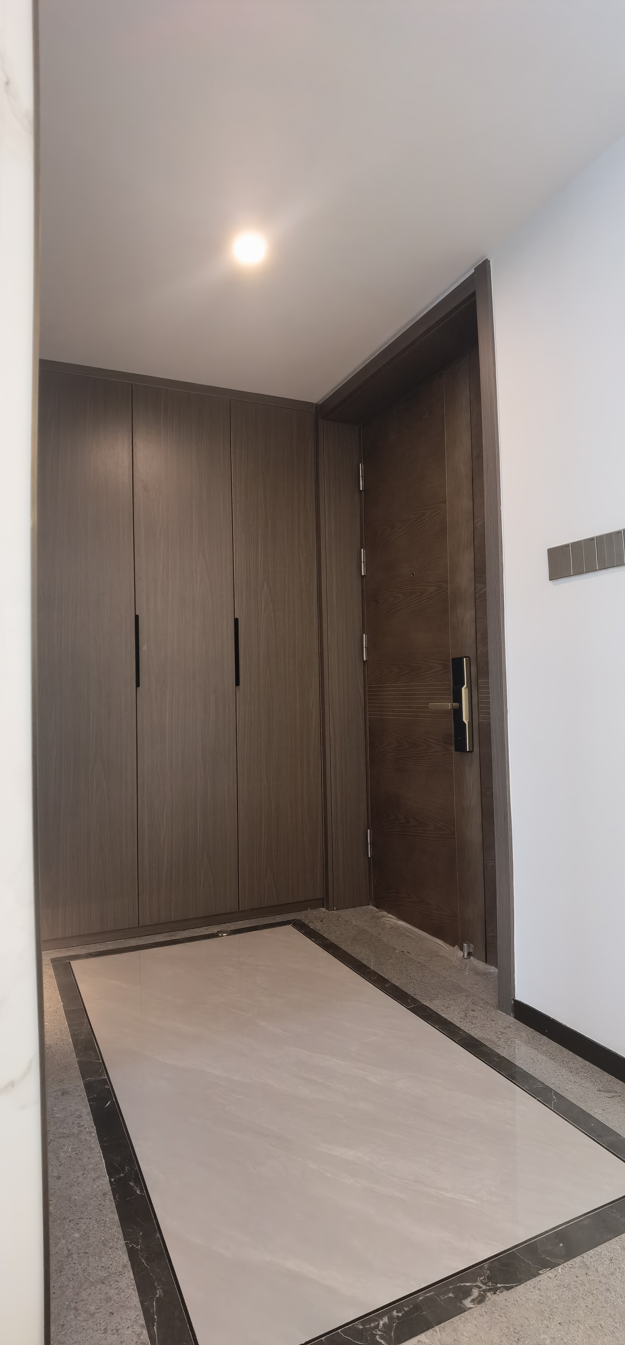 招商雍华府 4室2厅2卫 6000.0元/月 招商雍华府 4室2厅2卫 6000.0元/月室内图