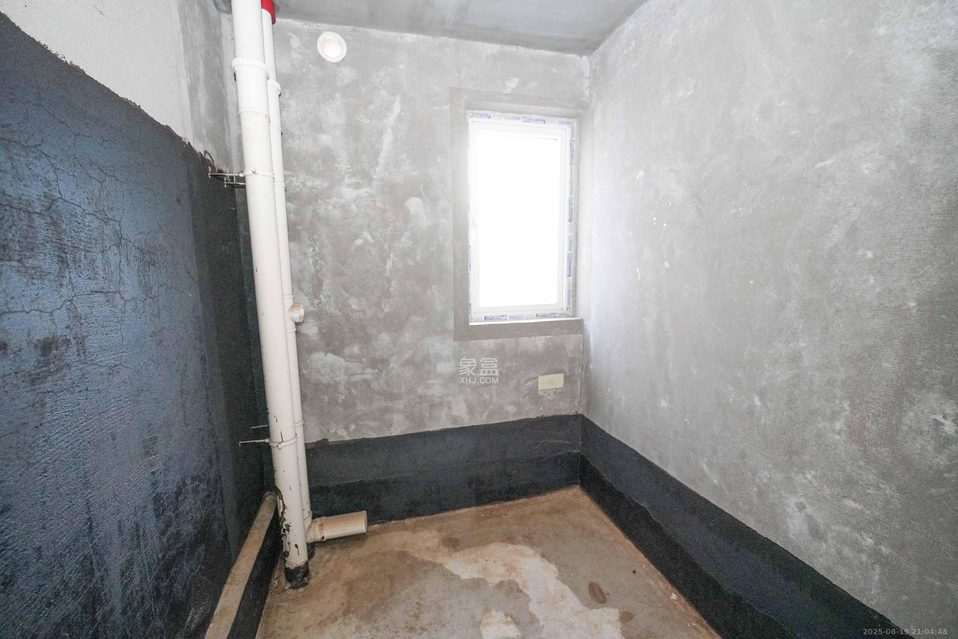 哈佛小镇（五矿哈佛小镇）  3室2厅2卫    65.0万卫生间