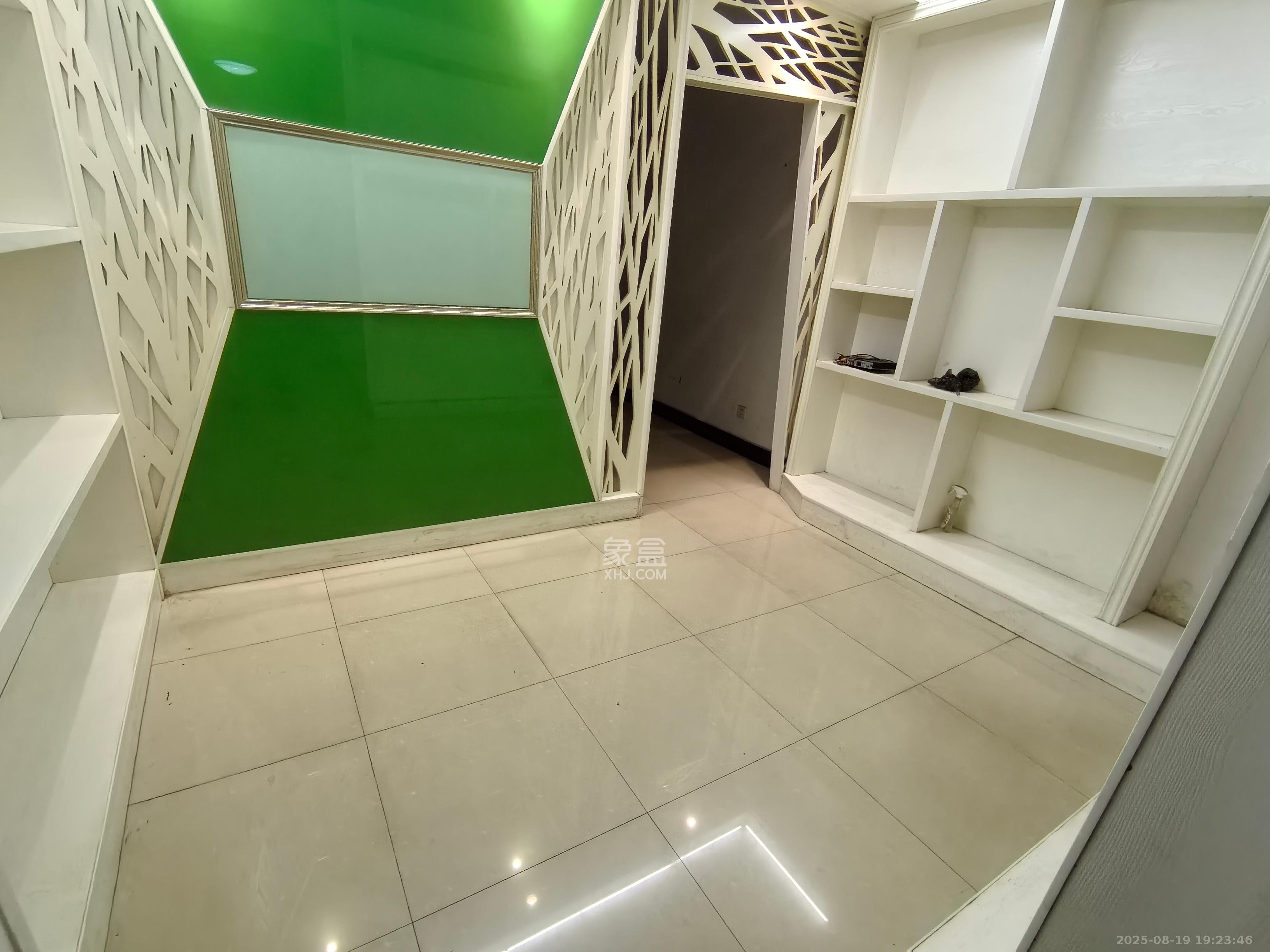 锦湘国际星城三期(锦绣苑) 2室1厅1卫 2000.0元/月 锦湘国际星城三期(锦绣苑) 2室1厅1卫 2000.0元/月室内图