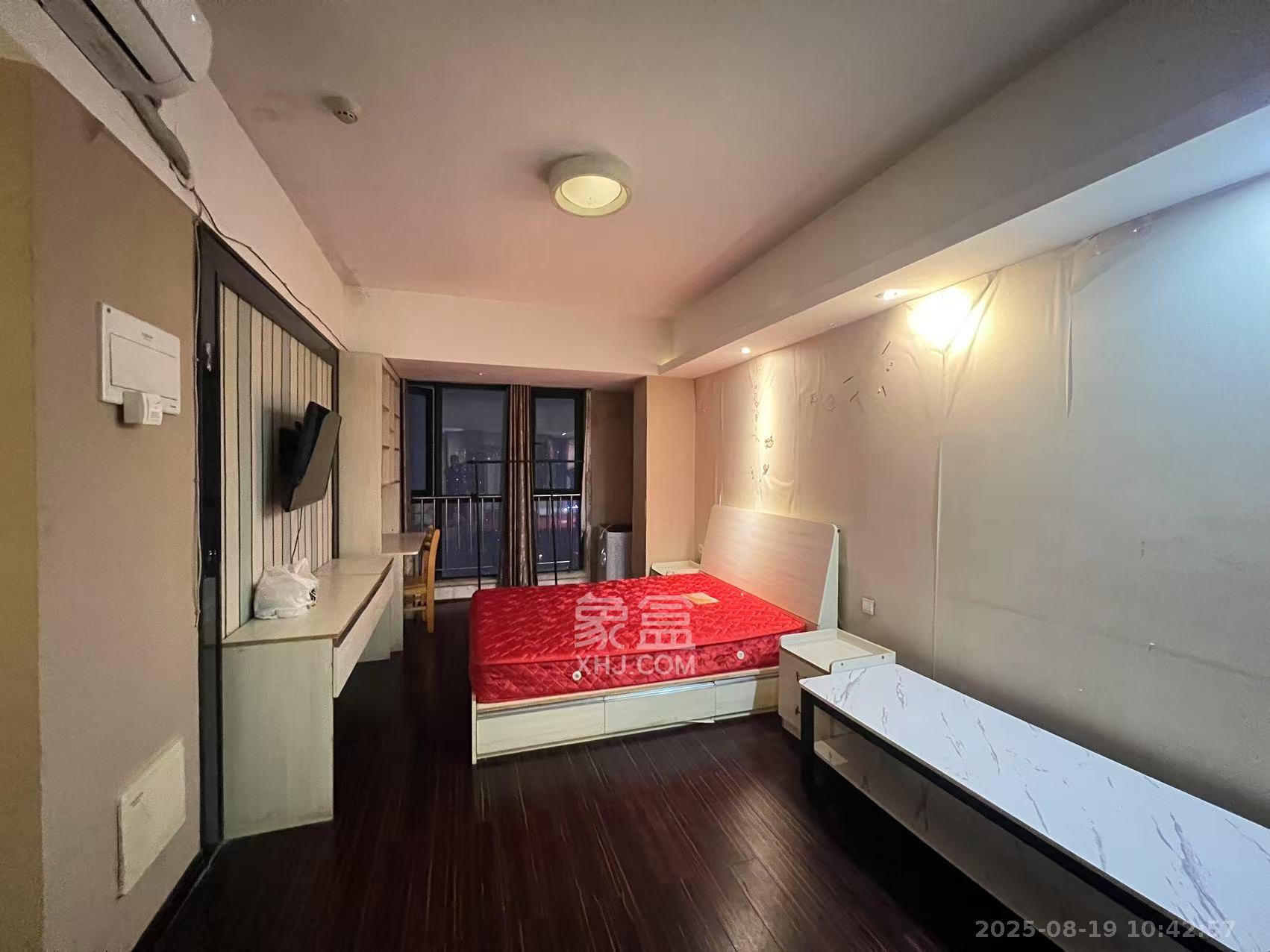 德思勤城市广场(宝格丽公寓) 1室1厅1卫 1600.0元/月 德思勤城市广场(宝格丽公寓) 1室1厅1卫 1600.0元/月室内图