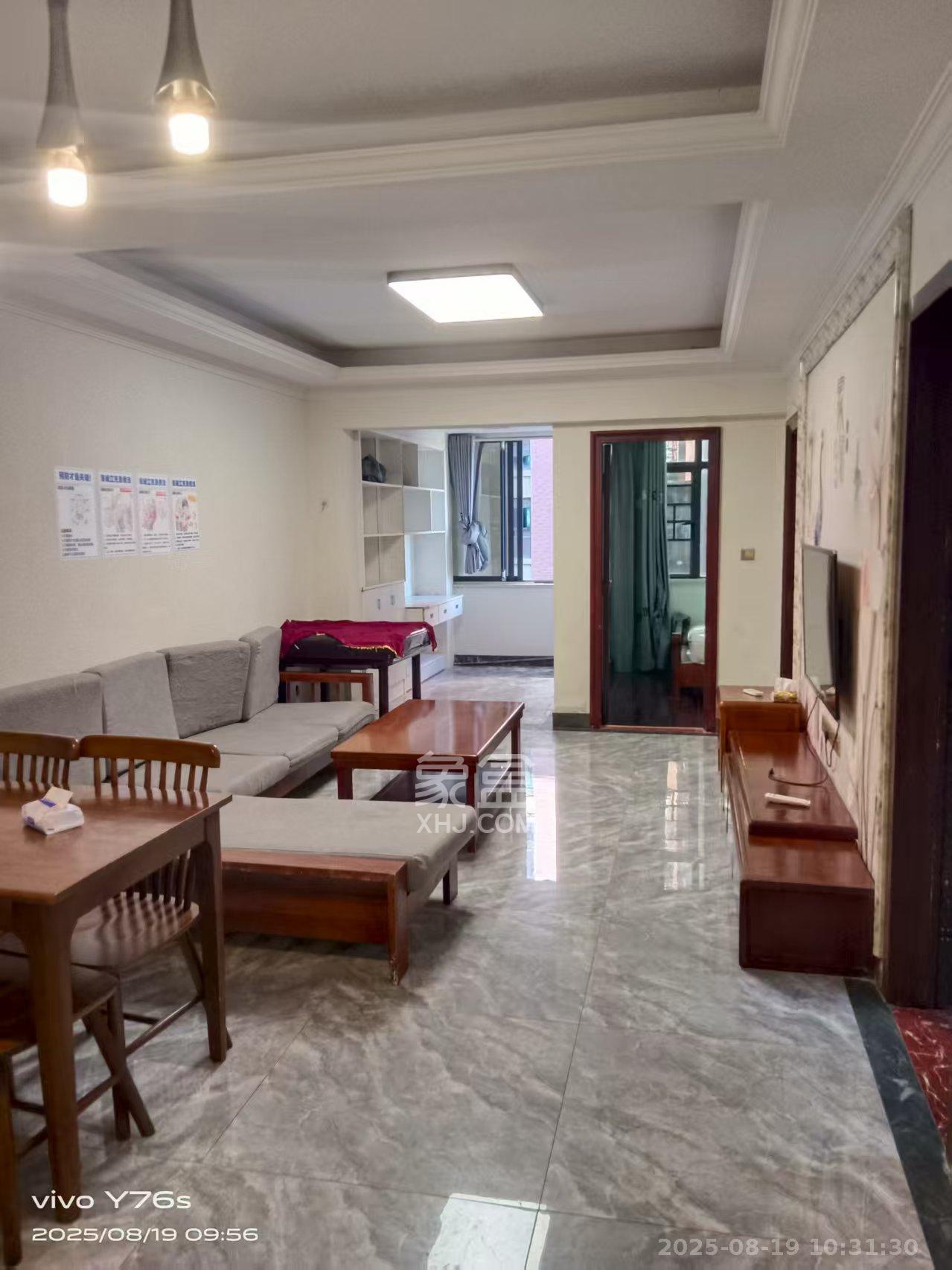 金谷豪庭 2室2厅1卫 1600.0元/月 金谷豪庭 2室2厅1卫 1600.0元/月室内图