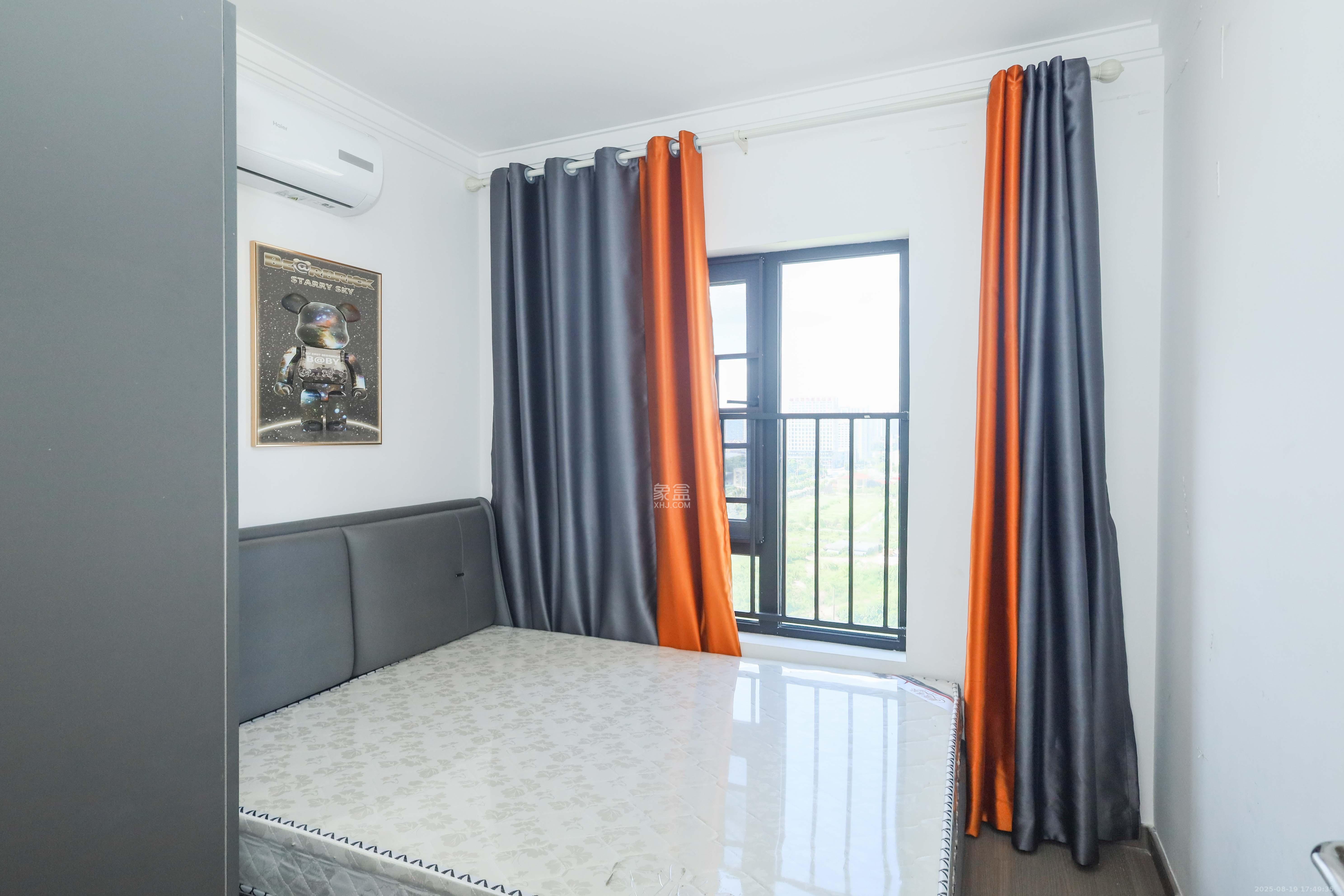 越秀亲爱里  4室2厅2卫    136.0万 越秀亲爱里  4室2厅2卫    136.0万卧室