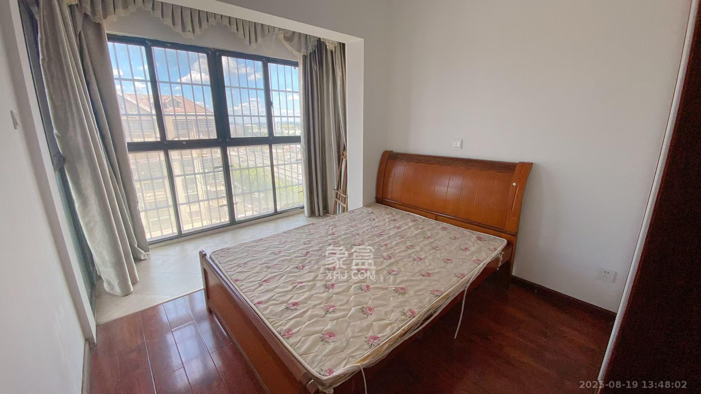 雄新水印廊桥(雄新华府) 2室2厅1卫 1700.0元/月 雄新水印廊桥(雄新华府) 2室2厅1卫 1700.0元/月室内图