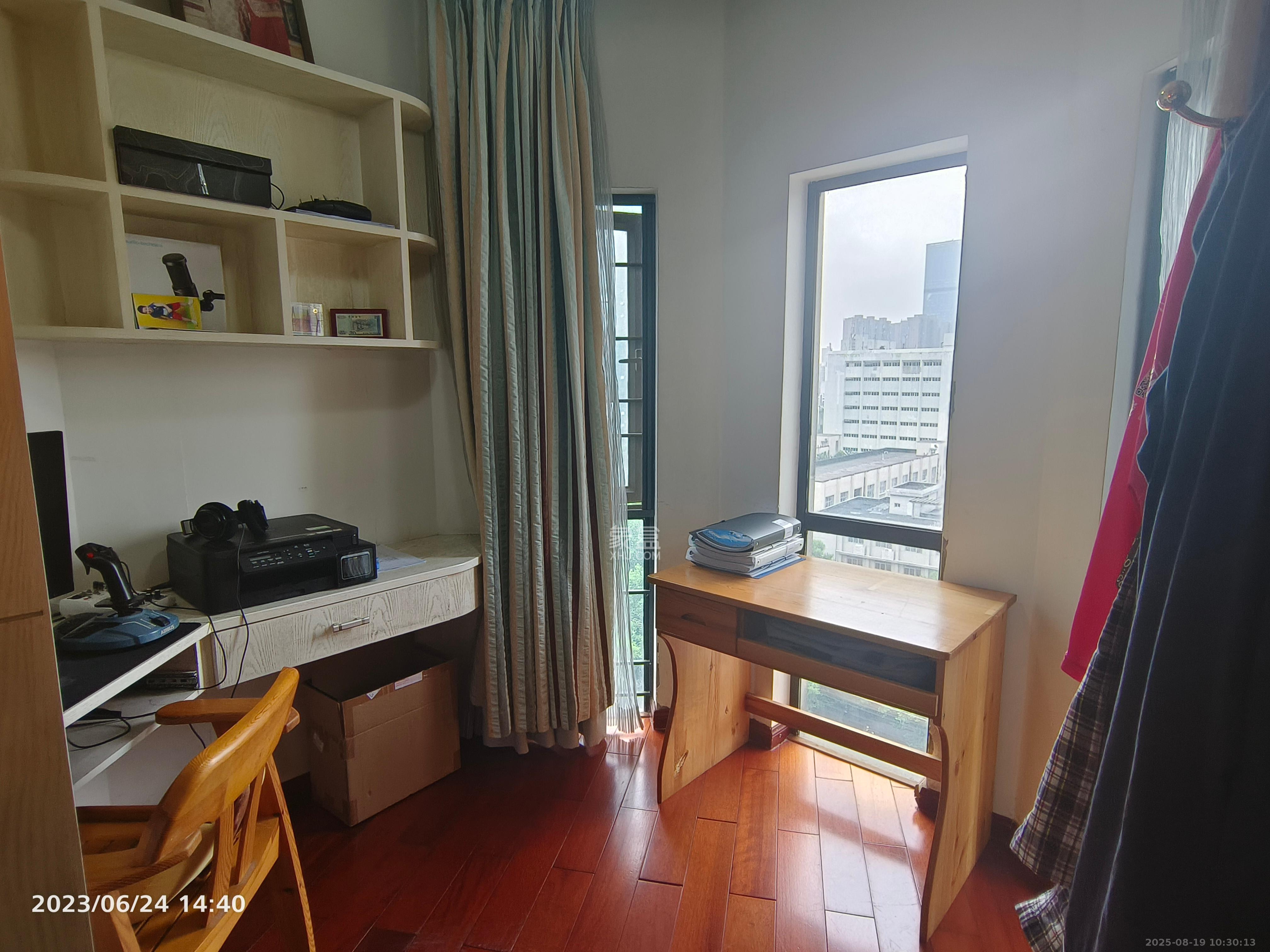 锦绣世纪  3室2厅2卫    3000.0元/月 锦绣世纪  3室2厅2卫    3000.0元/月室内图