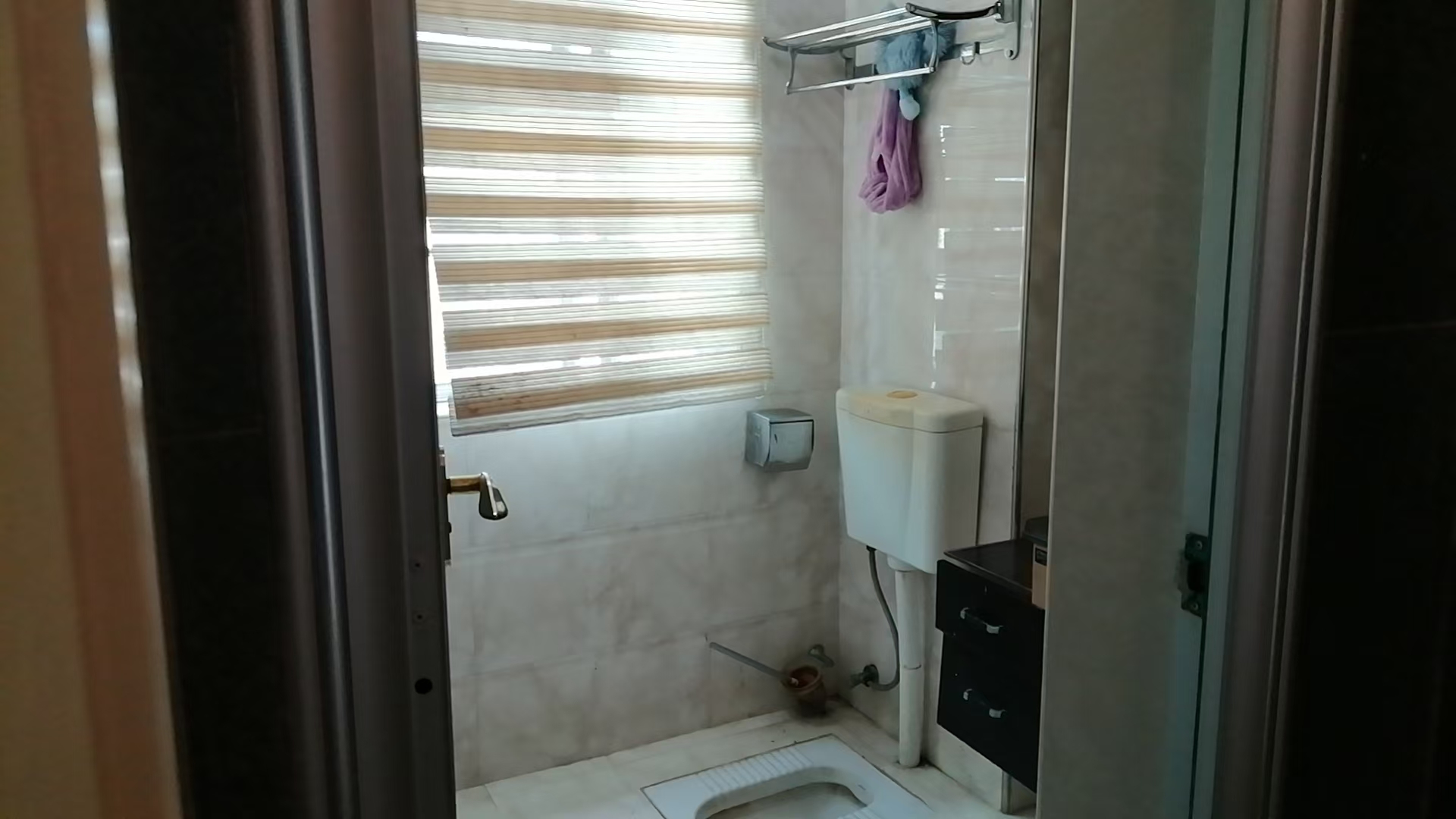 明兴花苑 3室2厅2卫 2400.0元/月 明兴花苑 3室2厅2卫 2400.0元/月室内图