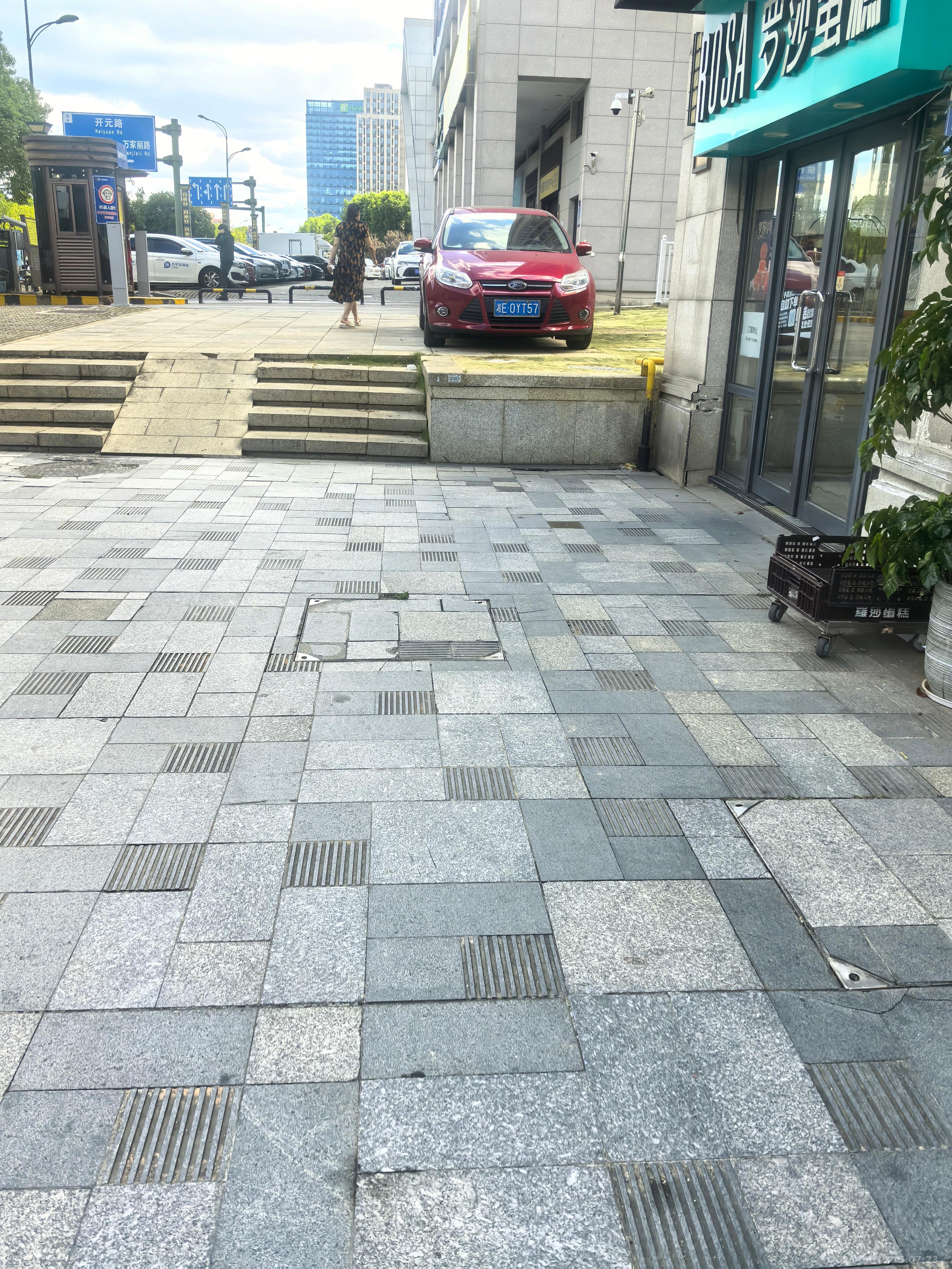 三一街区   63.0㎡     2980.00元/月室内图