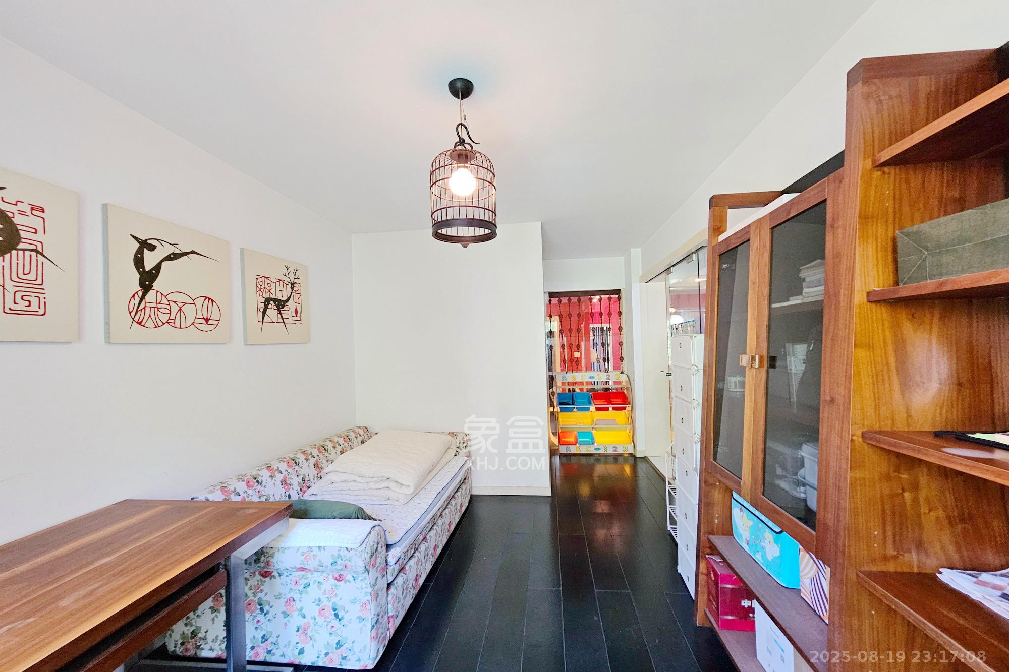 三江花中城  3室2厅2卫    105.0万 三江花中城  3室2厅2卫    105.0万卧室