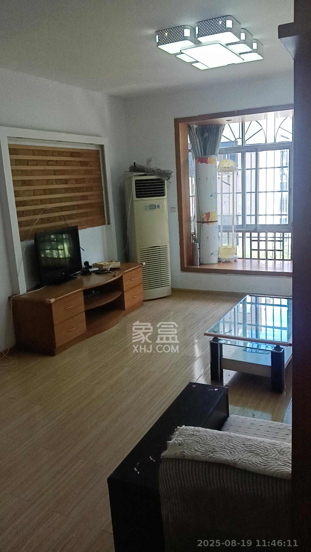 东方新世界 2室2厅1卫 2100.0元/月 东方新世界 2室2厅1卫 2100.0元/月室内图