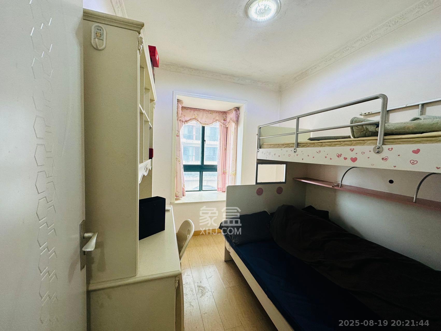 东玺门  2室1厅1卫    2500.0元/月 东玺门  2室1厅1卫    2500.0元/月室内图