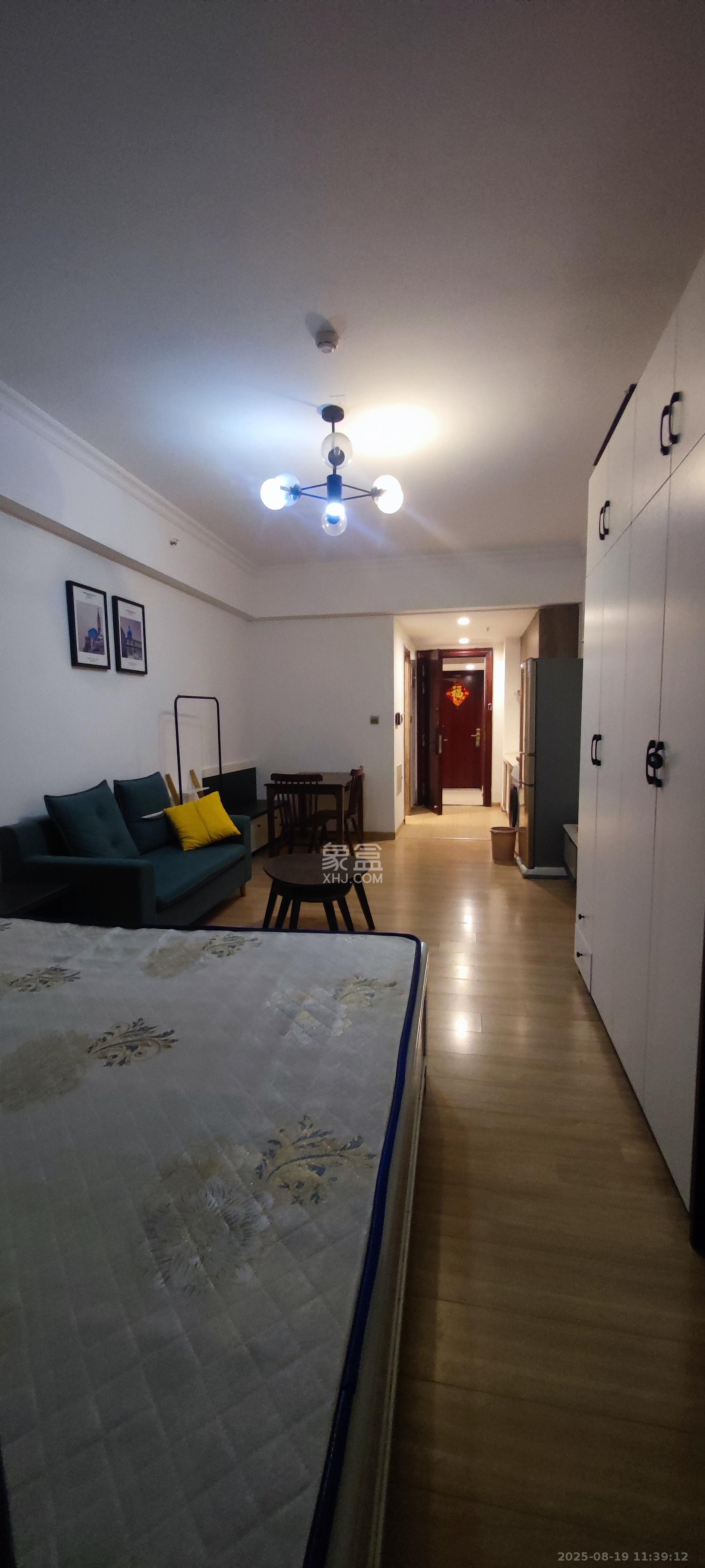 碧桂园星城首府 1室1厅1卫 1350.0元/月 碧桂园星城首府 1室1厅1卫 1350.0元/月室内图