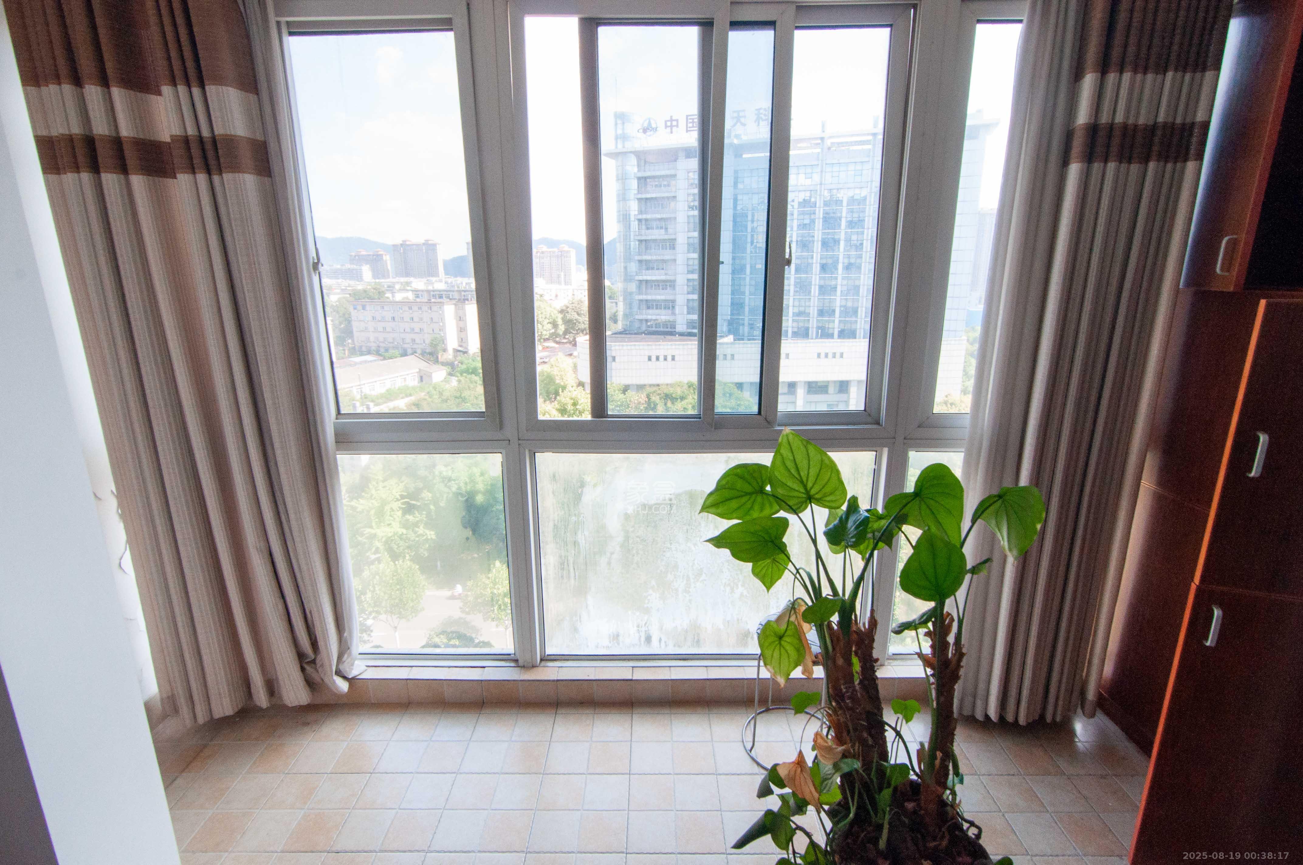 麓景裕园  4室2厅2卫    110.0万 麓景裕园  4室2厅2卫    110.0万其他