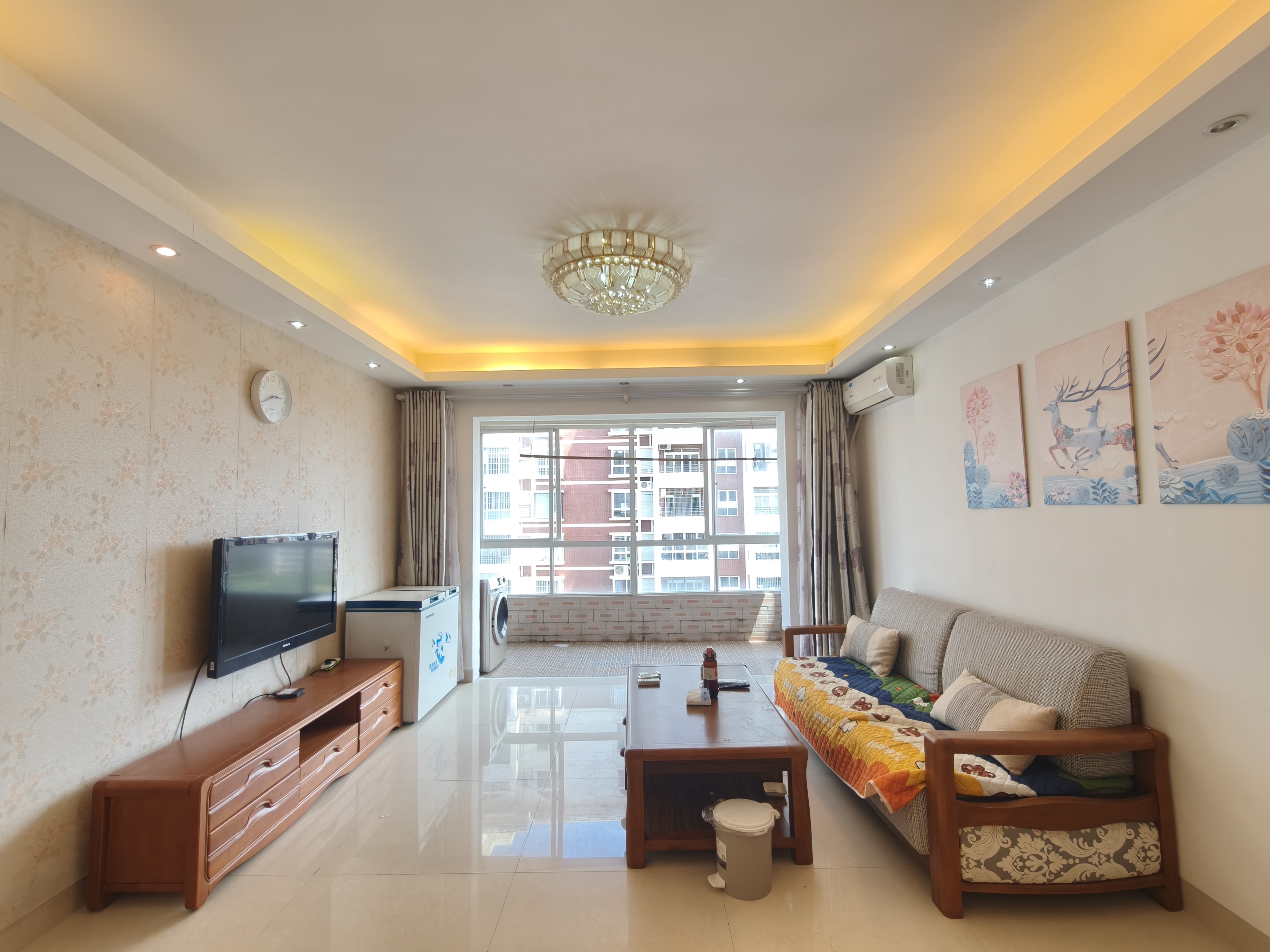 维多利亚花园 3室2厅2卫 3000.0元/月 维多利亚花园 3室2厅2卫 3000.0元/月室内图