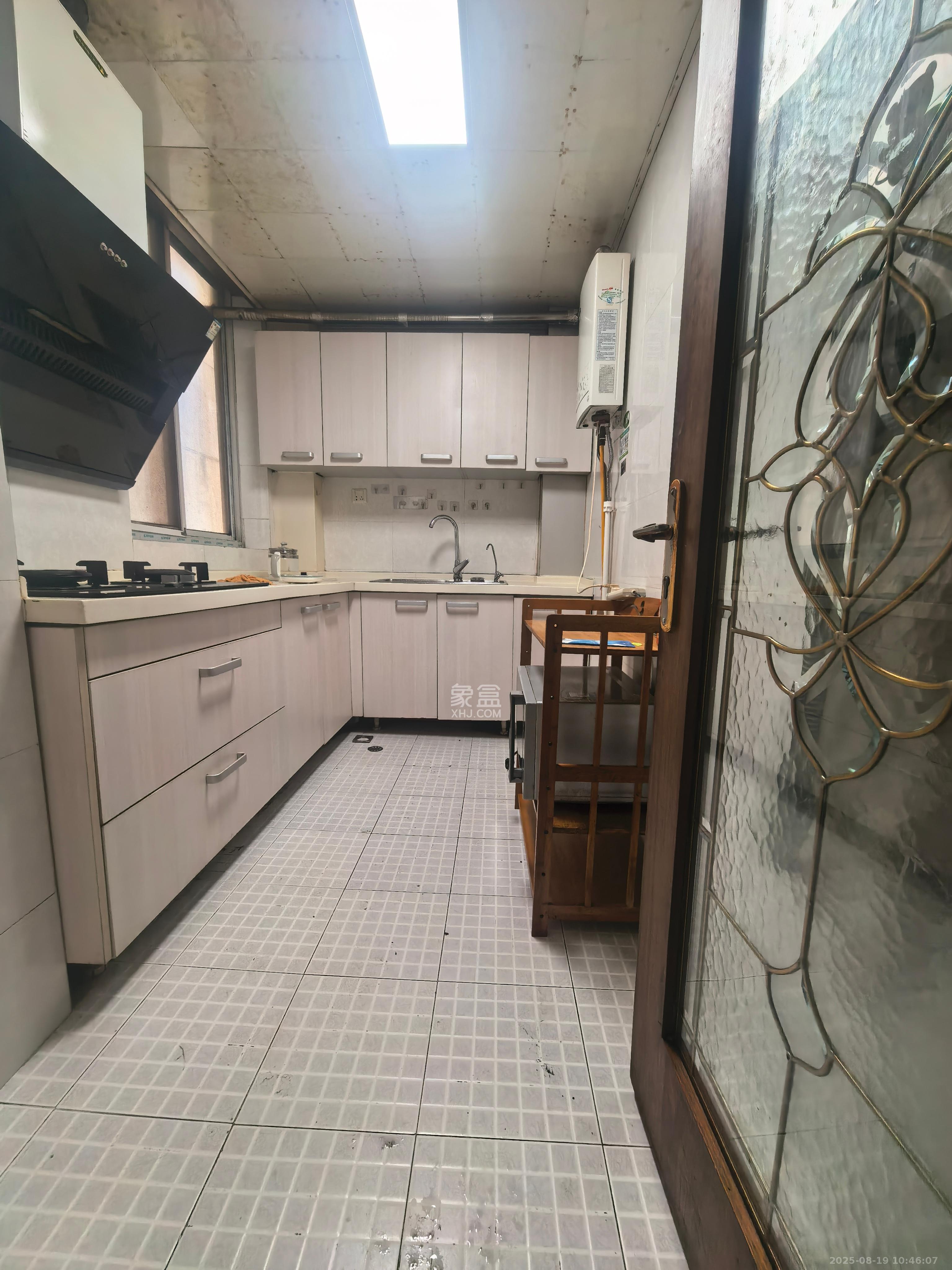电信308  2室2厅1卫   2600.00元/月室内图