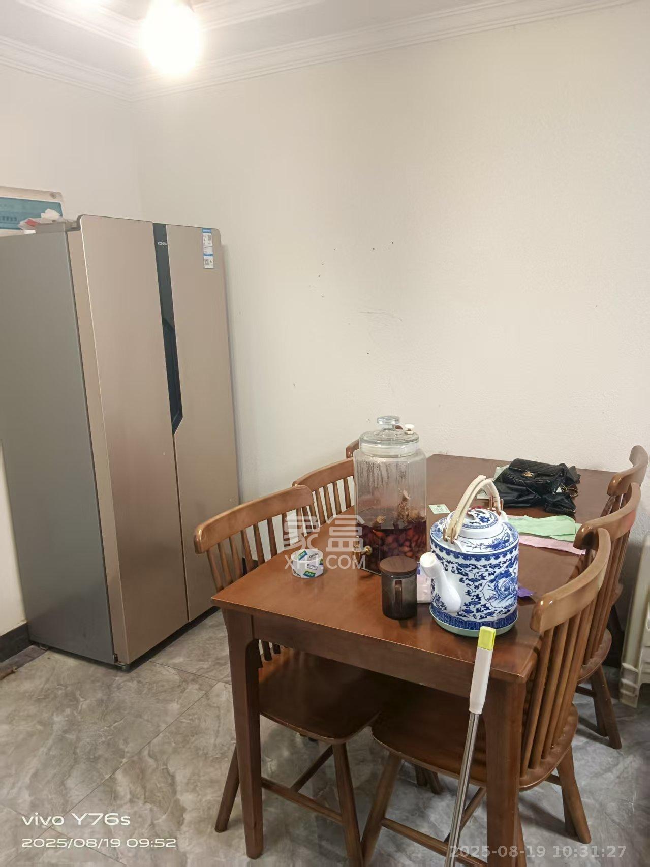 金谷豪庭 2室2厅1卫 1600.0元/月 金谷豪庭 2室2厅1卫 1600.0元/月室内图