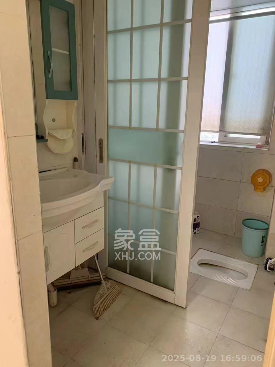 东门壹号家园  2室2厅1卫   2100.00元/月室内图