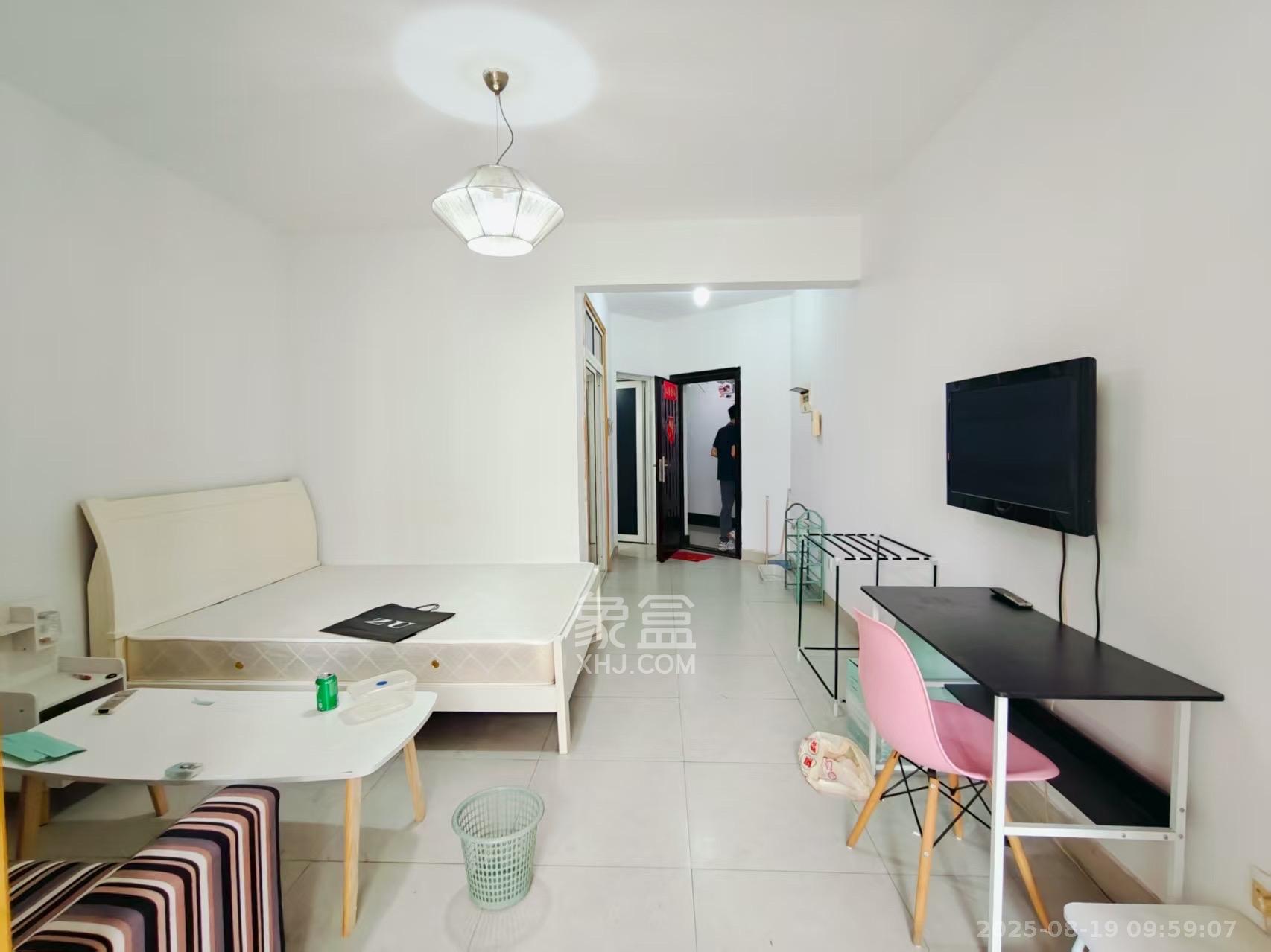 月湖兰庭 1室1厅1卫 1600.0元/月 月湖兰庭 1室1厅1卫 1600.0元/月室内图