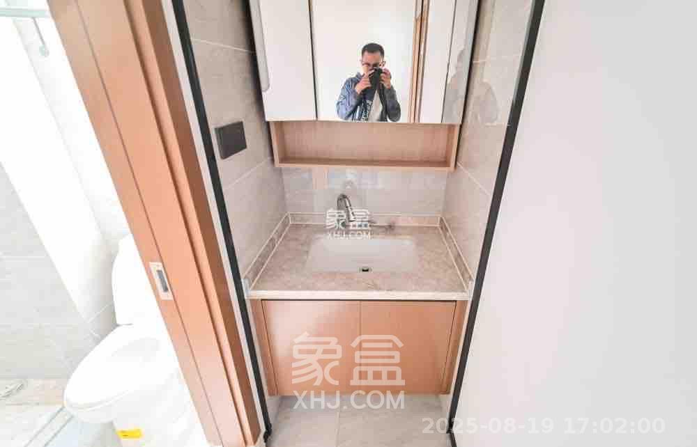 万科魅力之城天阔里  4室2厅2卫   3500.00元/月室内图