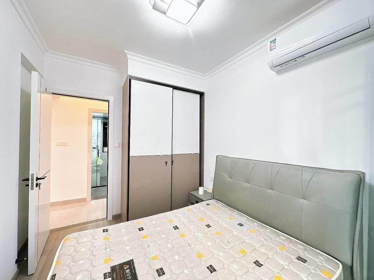 碧桂园衡州盛世 3室2厅2卫 2700.0元/月 碧桂园衡州盛世 3室2厅2卫 2700.0元/月室内图