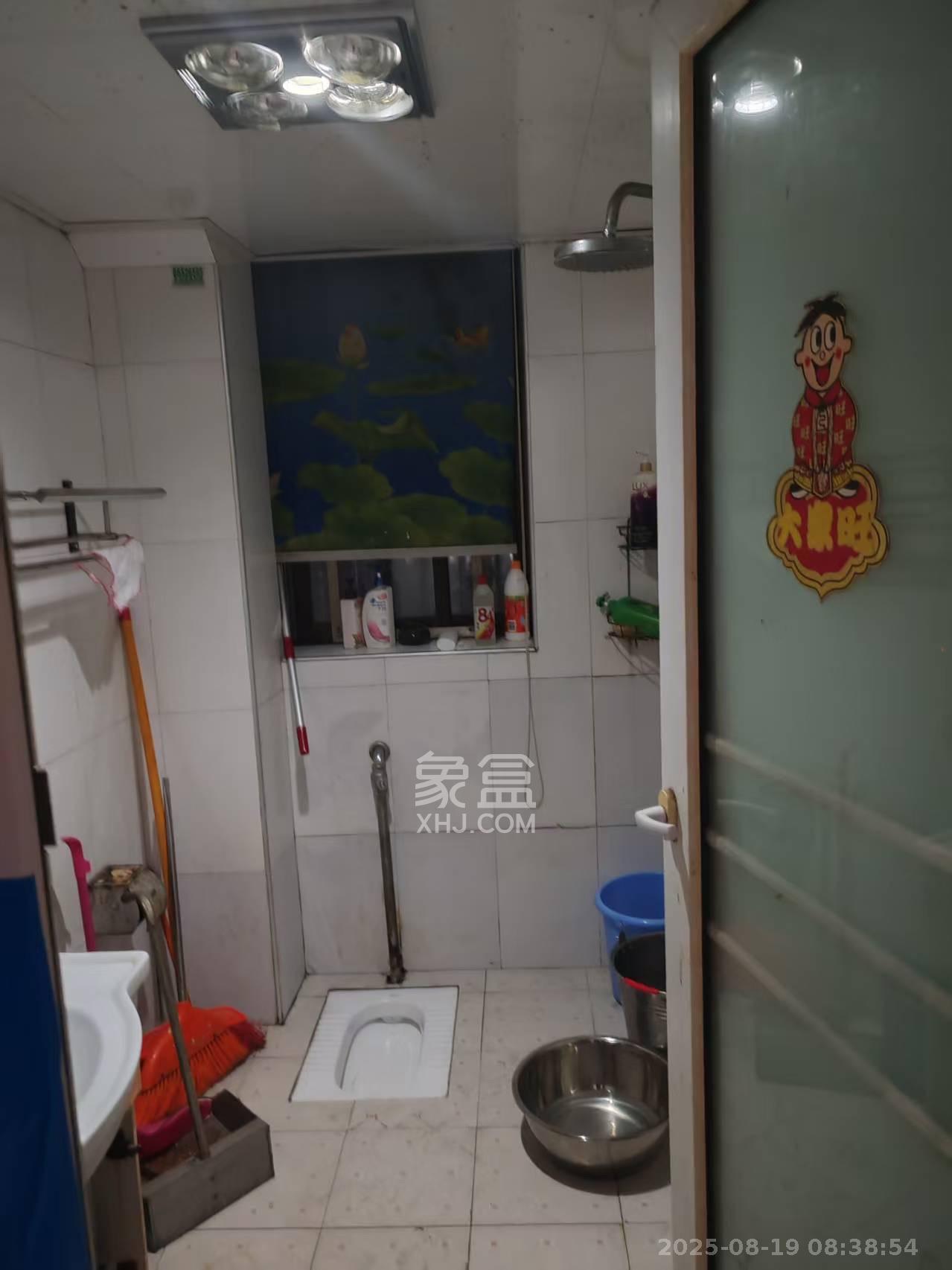 芙蓉蓉苑  2室2厅2卫    2500.0元/月室内图