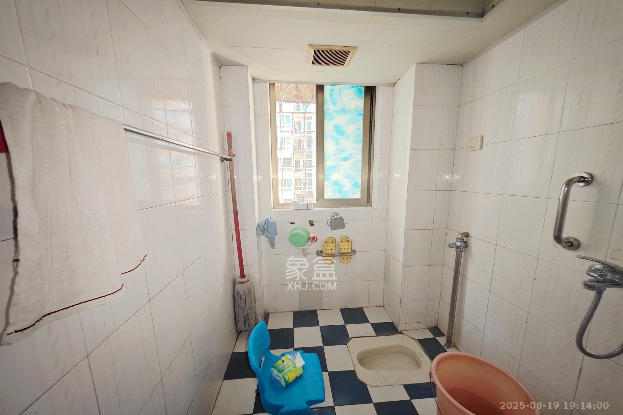 石长铁路宿舍 3室2厅2卫 80.0万 石长铁路宿舍 3室2厅2卫 80.0万其他