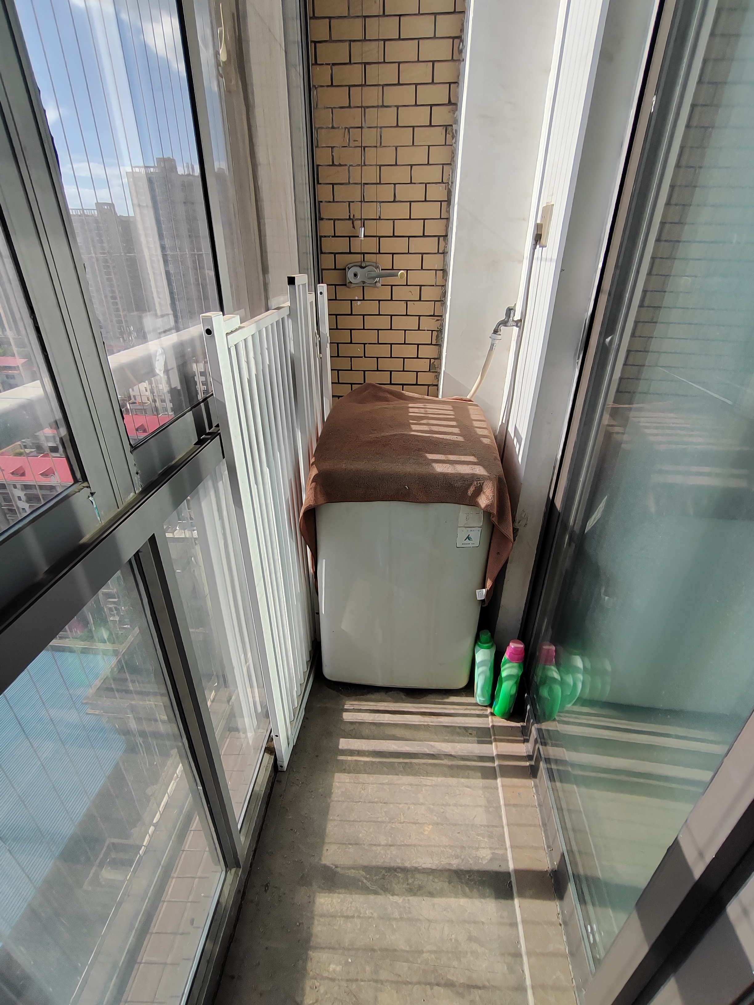 万豪城市花园 1室1厅1卫 22.80万 万豪城市花园 1室1厅1卫 22.80万客厅