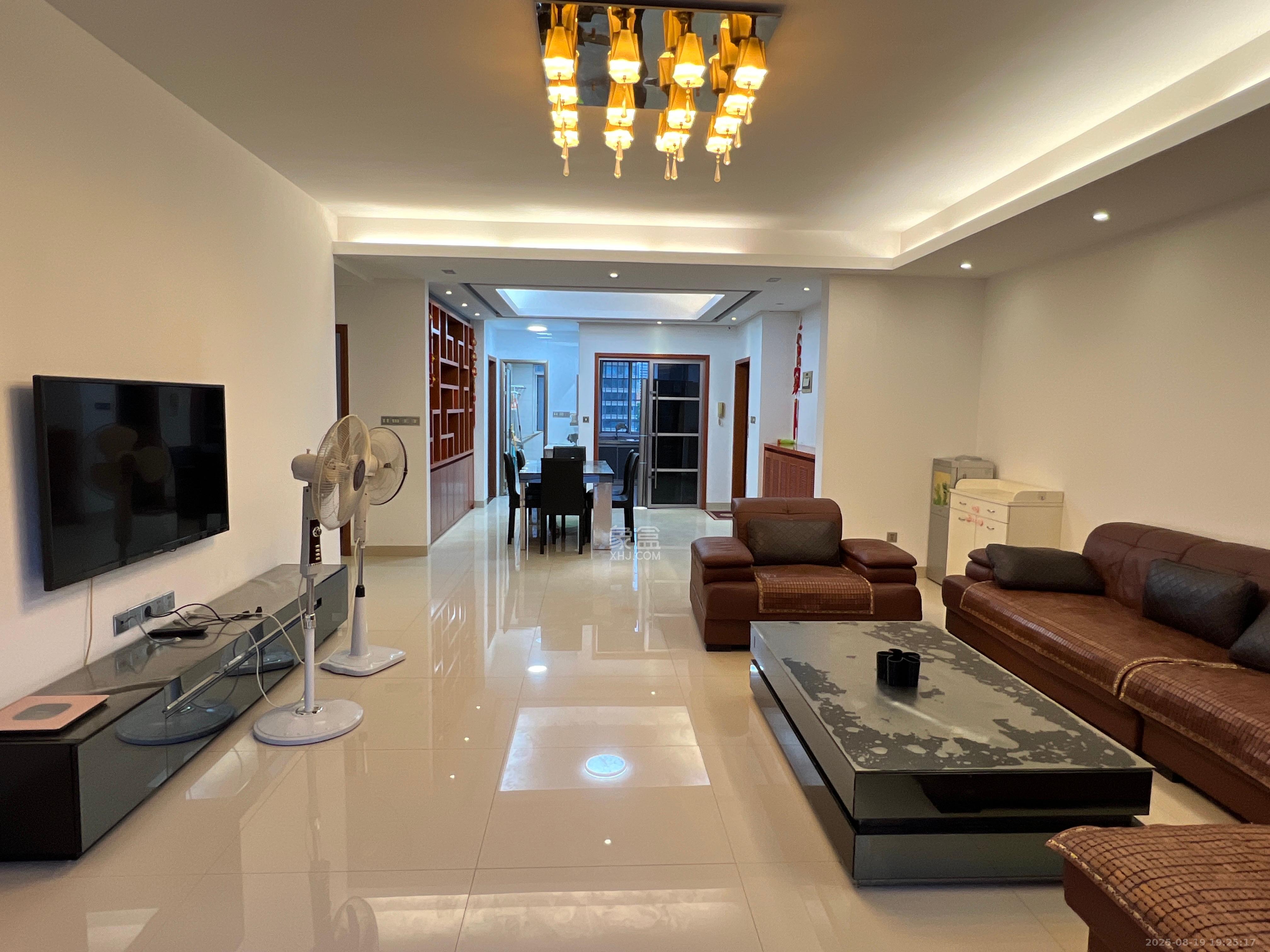 盛湘家园  3室2厅2卫    2200.0元/月 盛湘家园  3室2厅2卫    2200.0元/月室内图