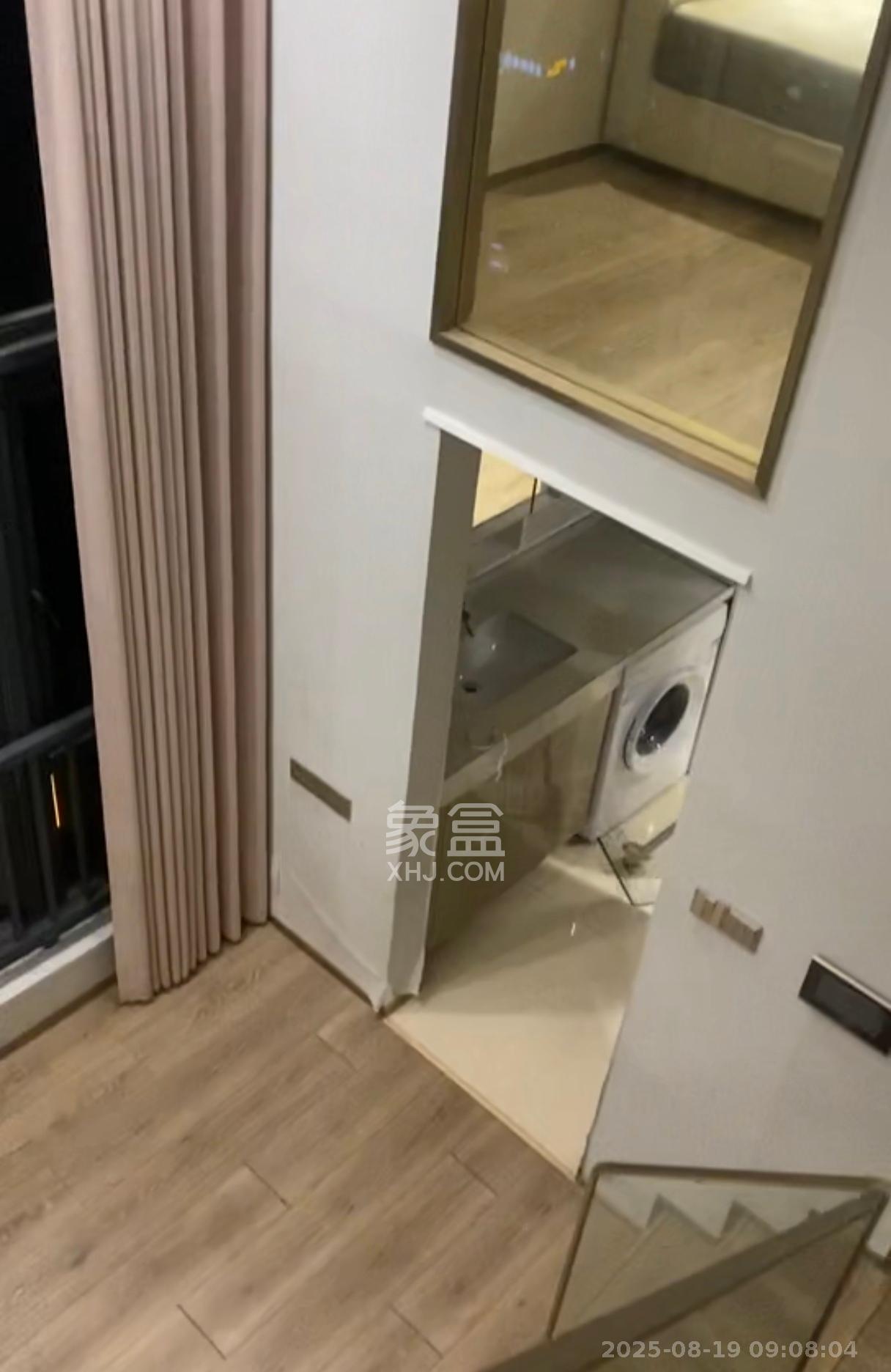 华远海蓝郡 3室2厅1卫 1800.0元/月 华远海蓝郡 3室2厅1卫 1800.0元/月室内图