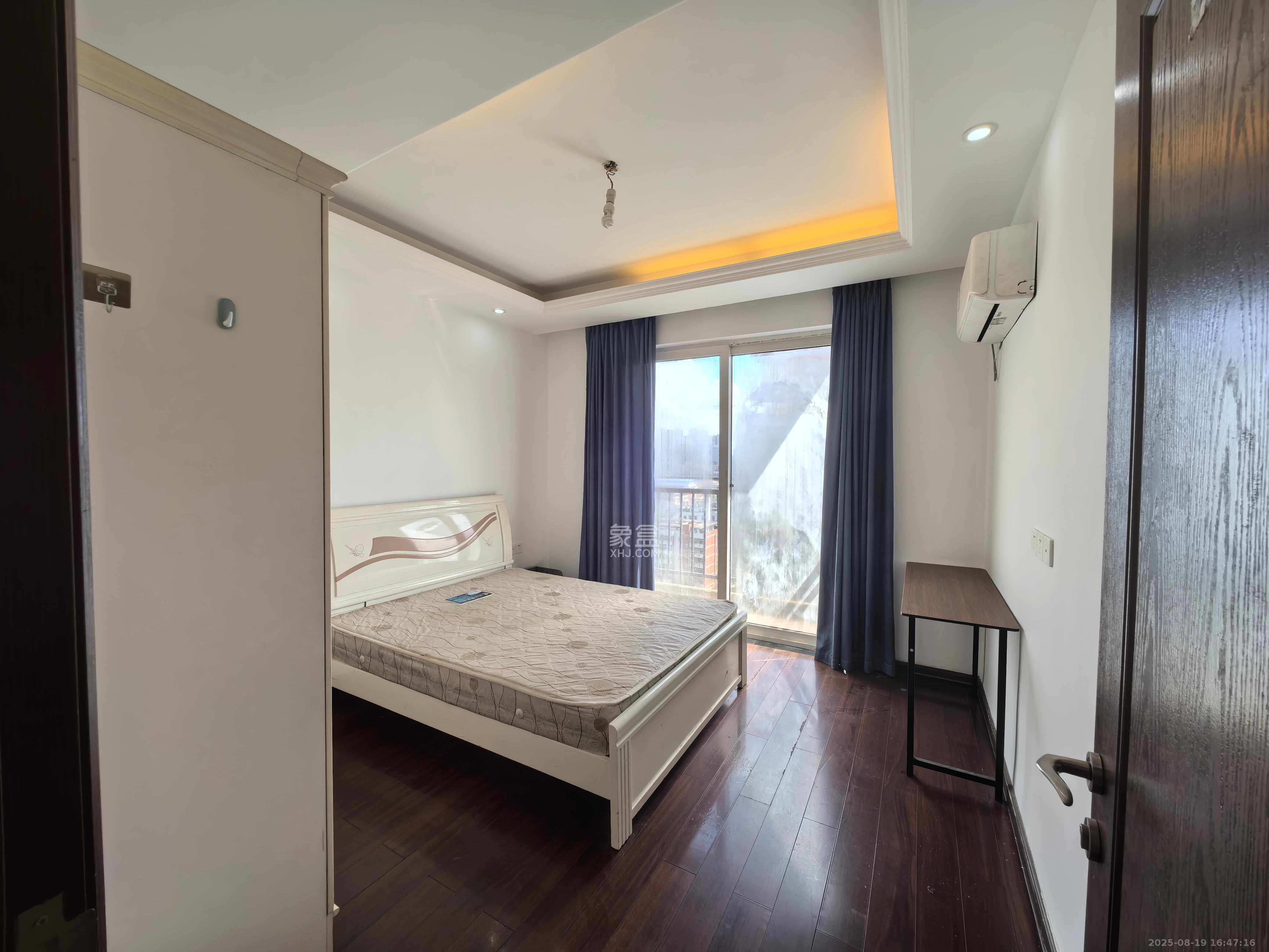 郡原居里 2室2厅1卫 1580.0元/月 郡原居里 2室2厅1卫 1580.0元/月室内图